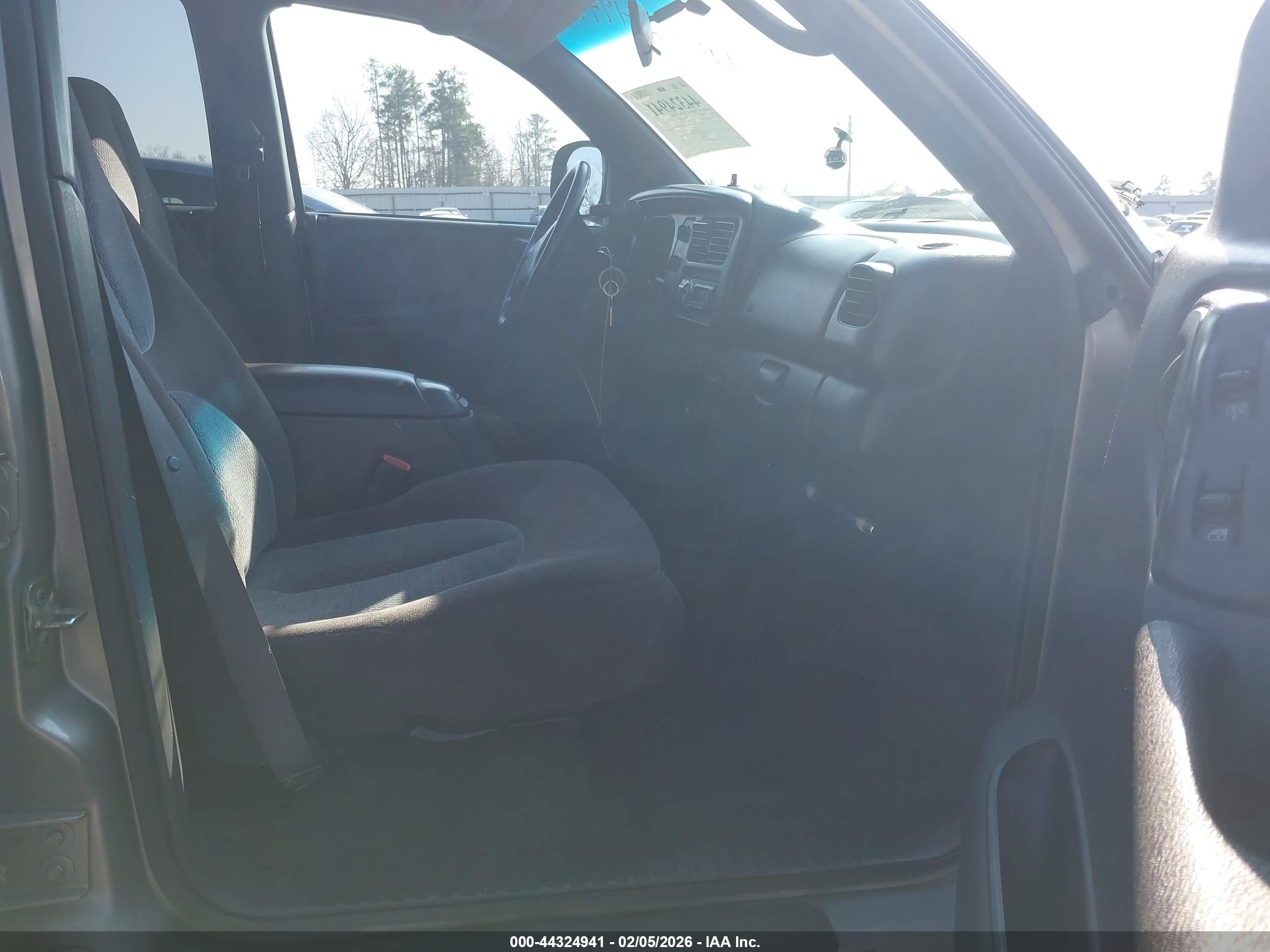 DODGE DURANGO image 5