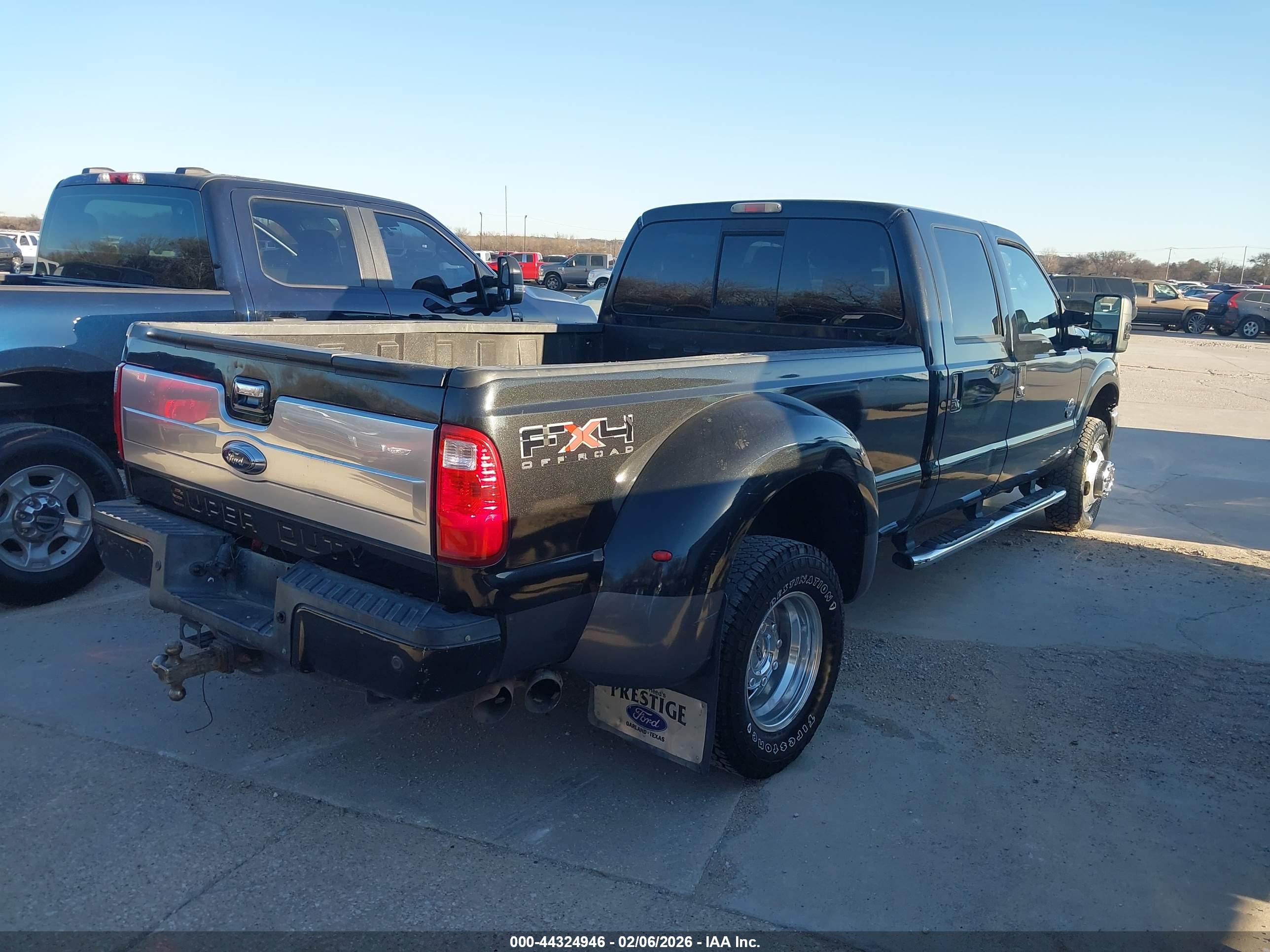 FORD F-350 image 4