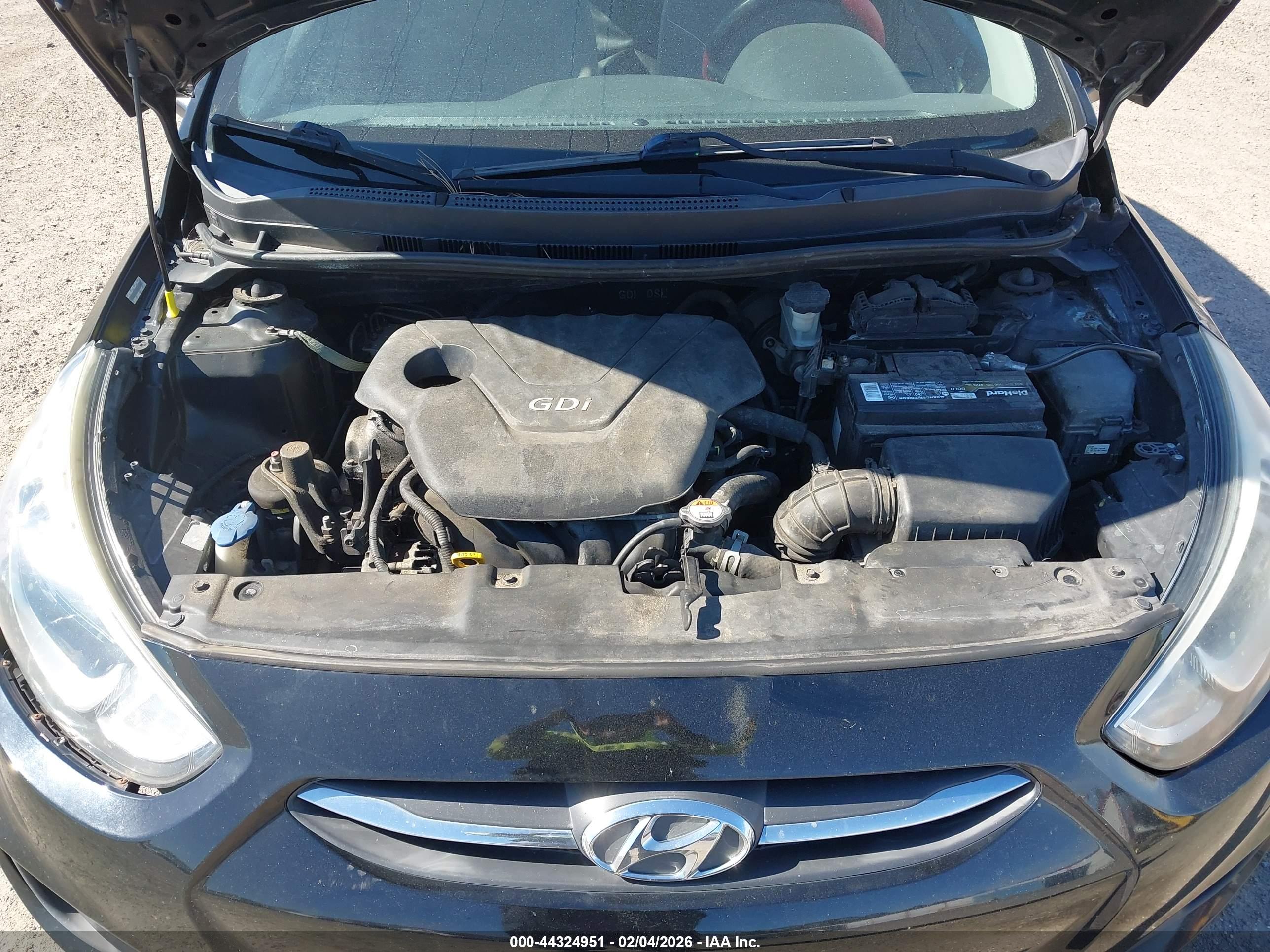 HYUNDAI ACCENT image 10
