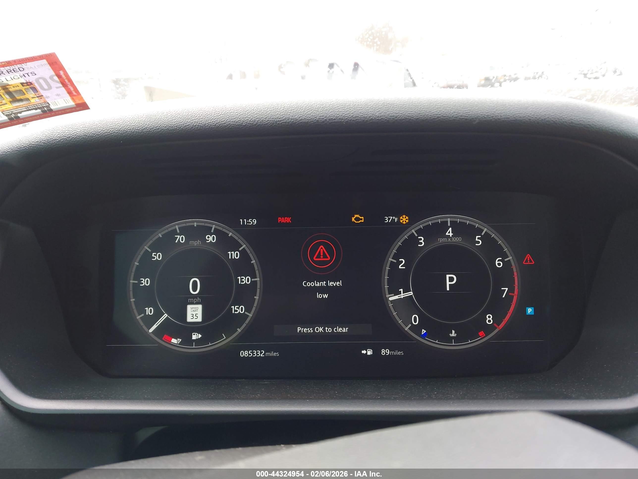 LAND ROVER image 7