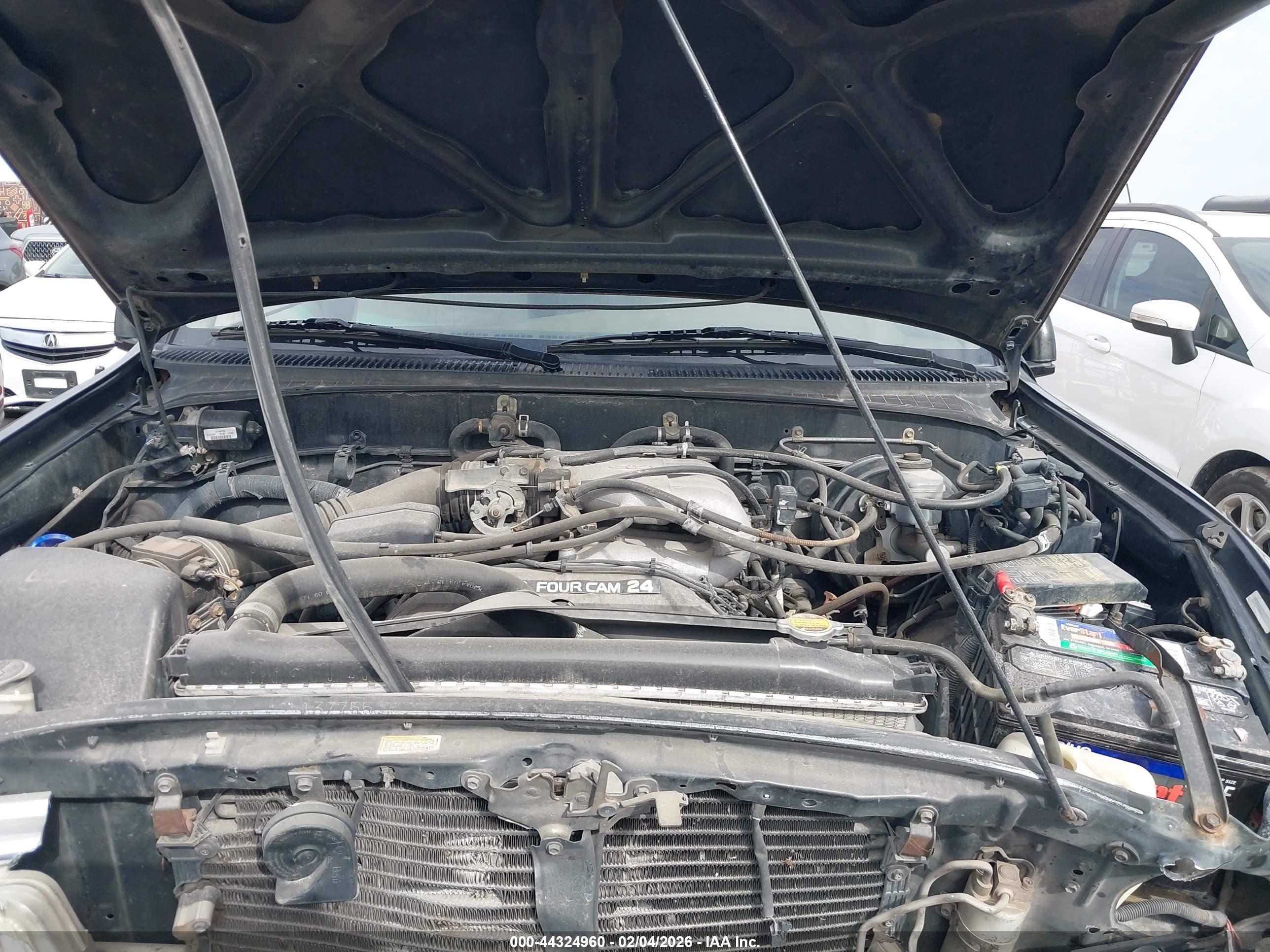 TOYOTA T100 image 10