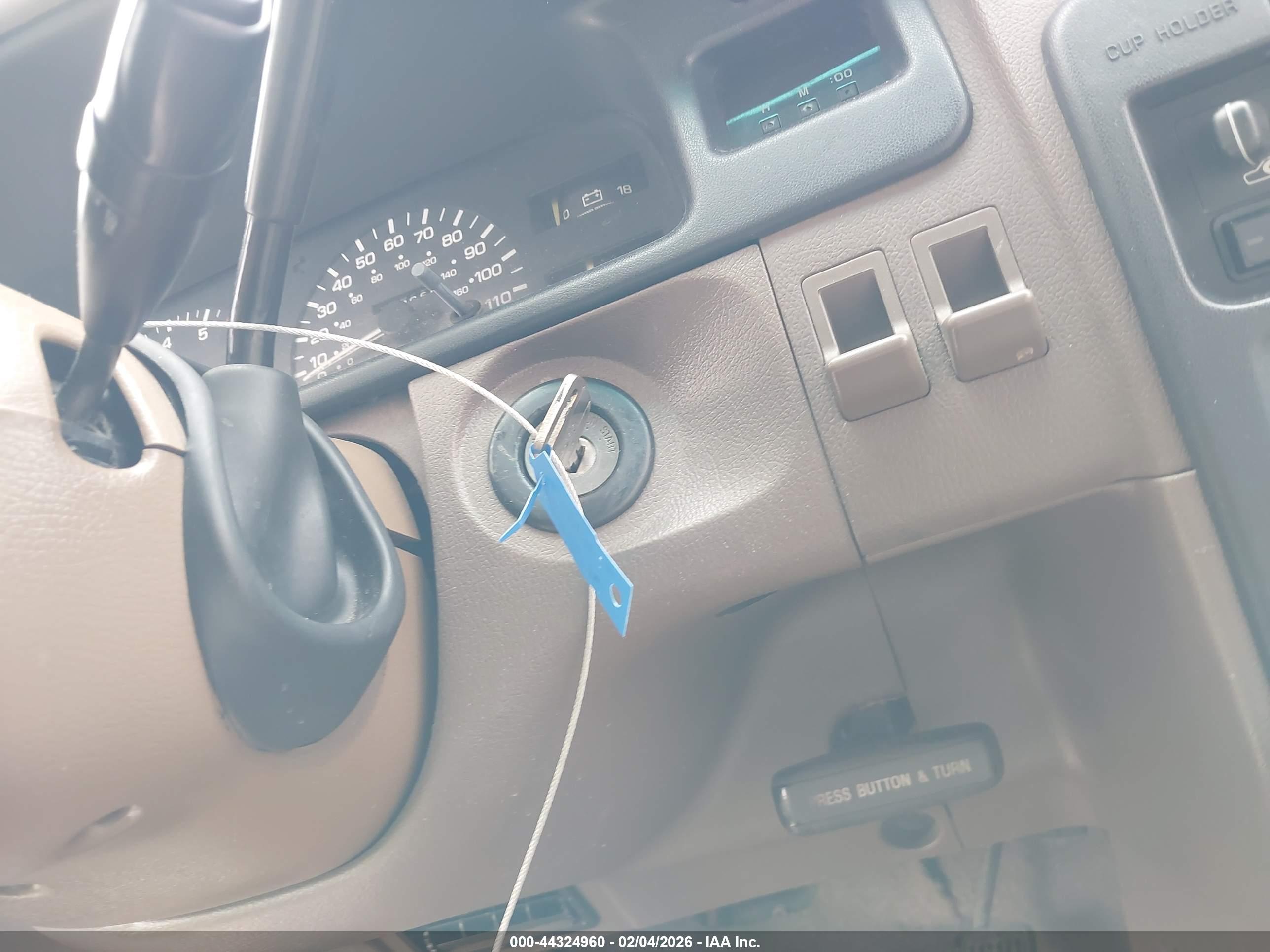 TOYOTA T100 image 11