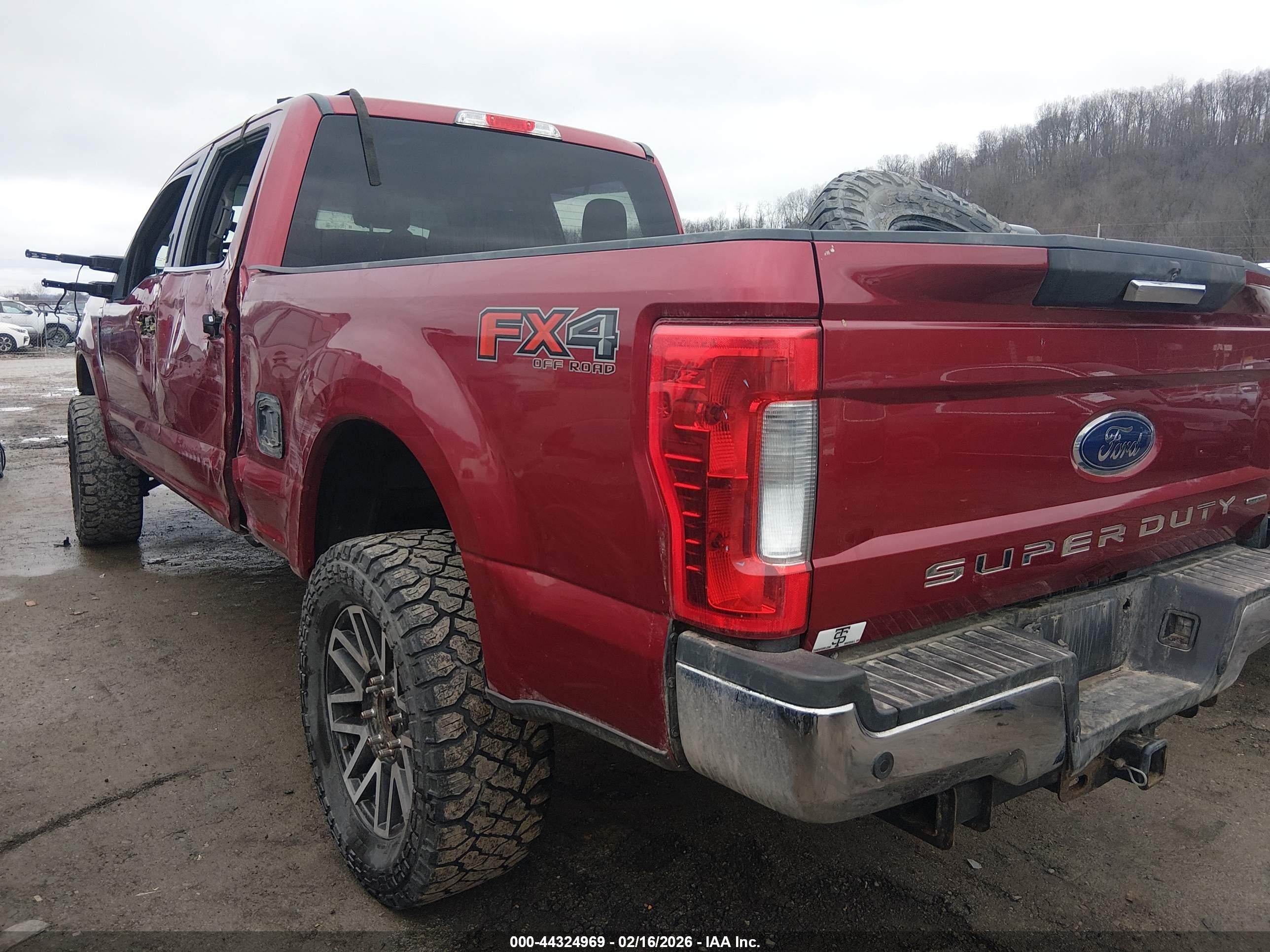 FORD F-250 image 3
