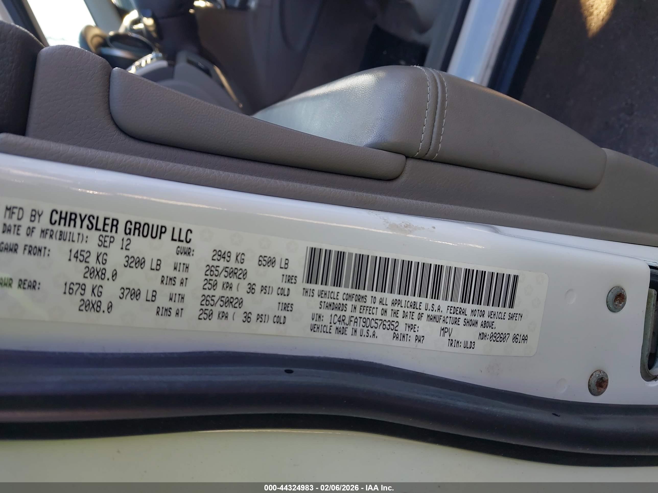 JEEP GRAND image 9