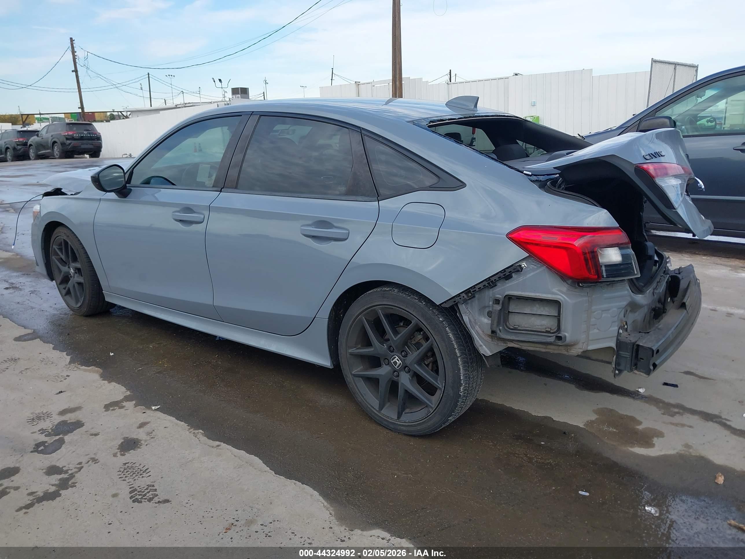 HONDA CIVIC image 3