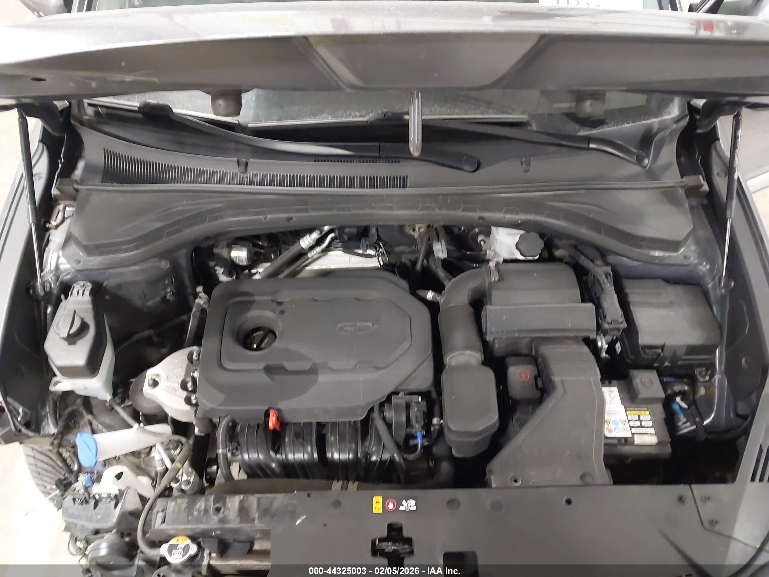 HYUNDAI SANTA image 10