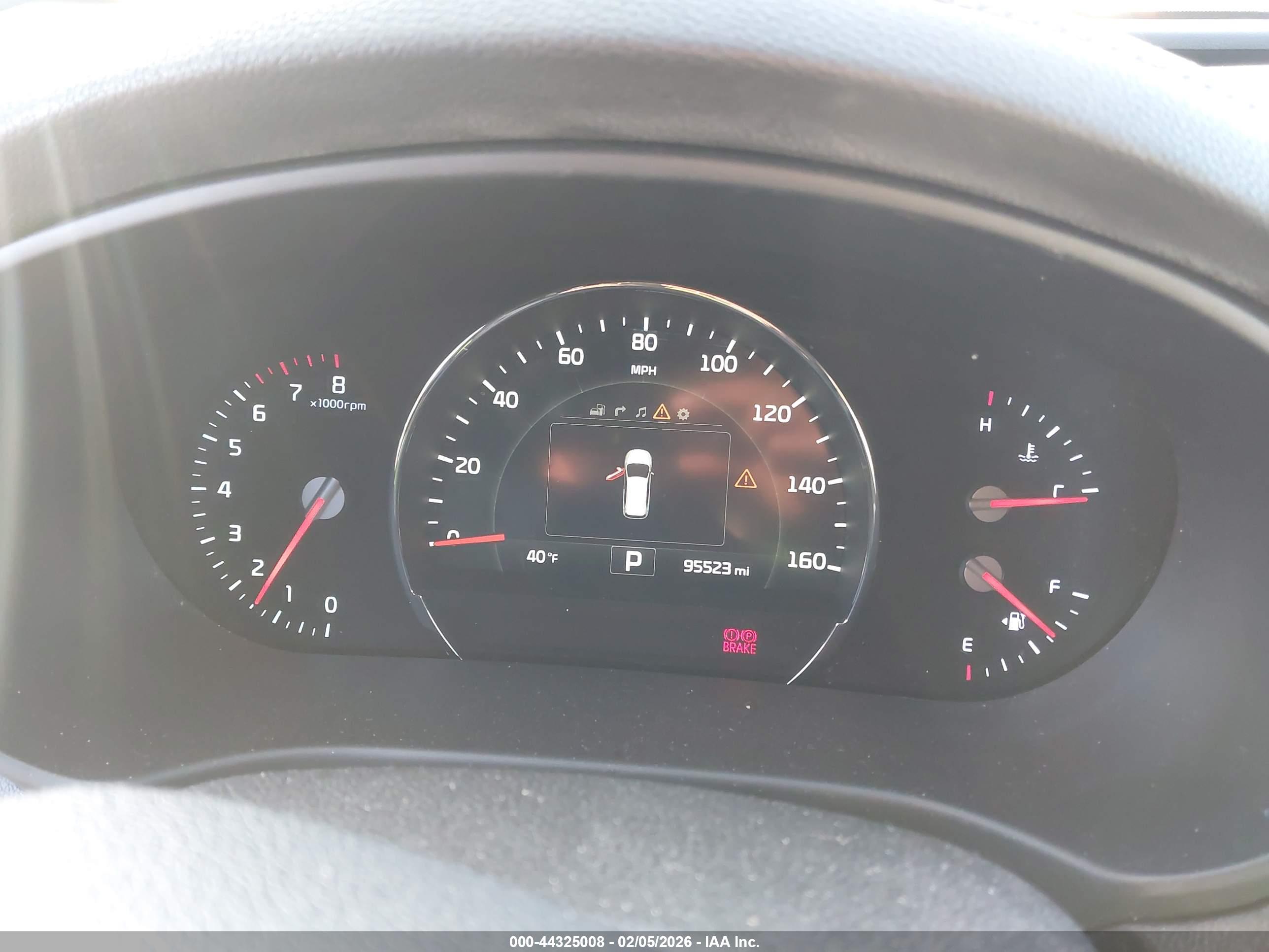 KIA SORENTO image 7