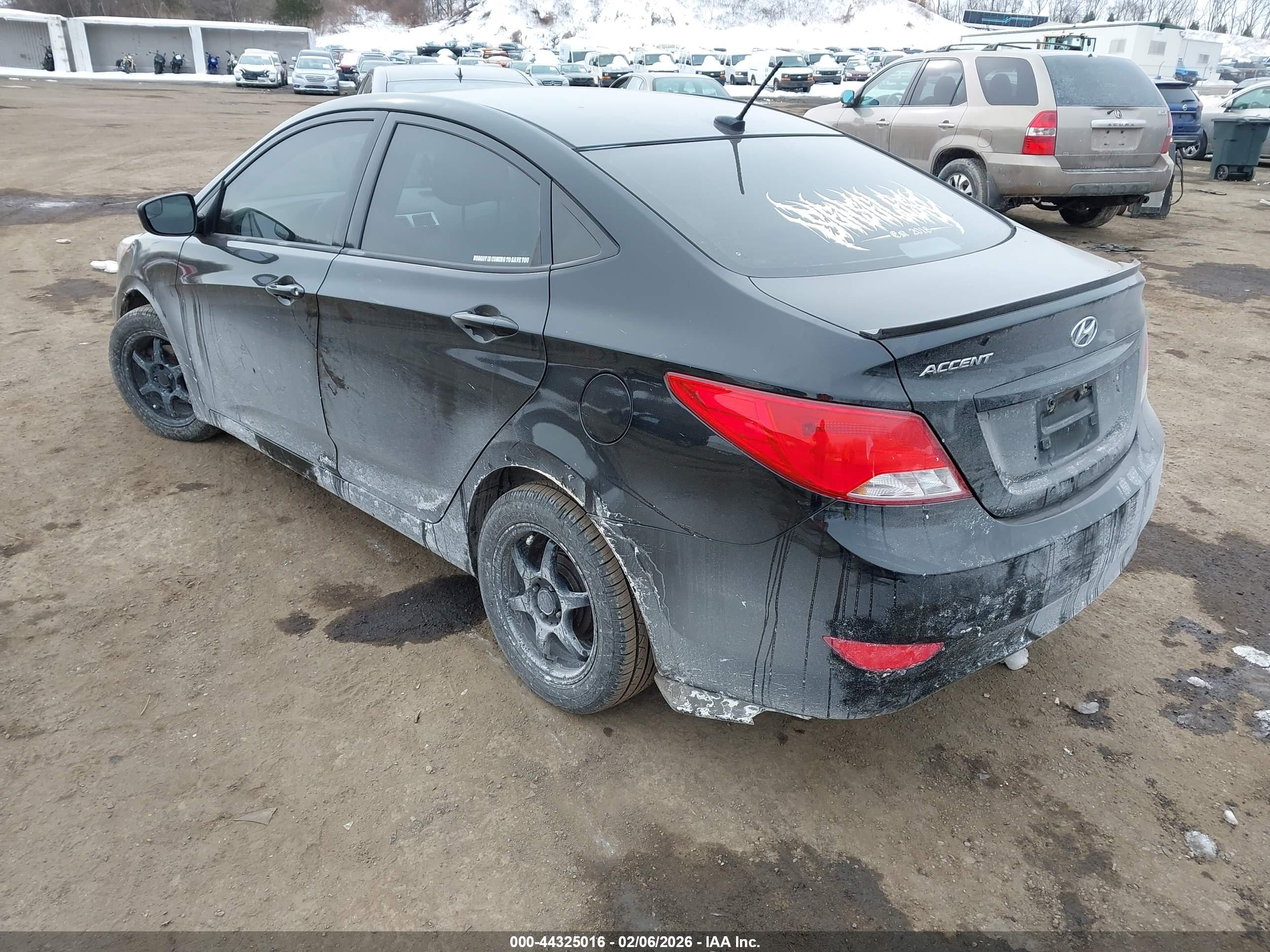 HYUNDAI ACCENT image 3