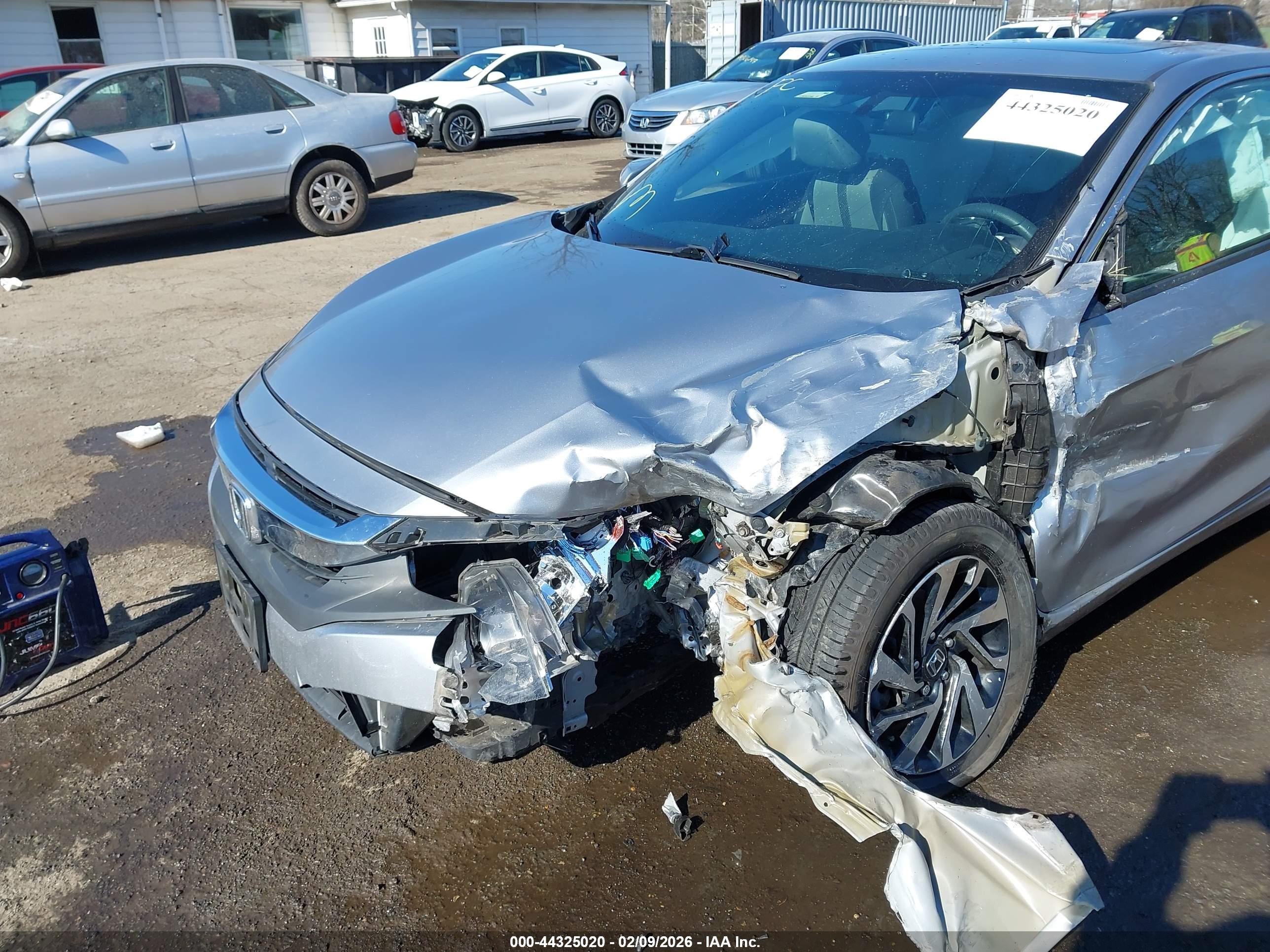 HONDA CIVIC image 6