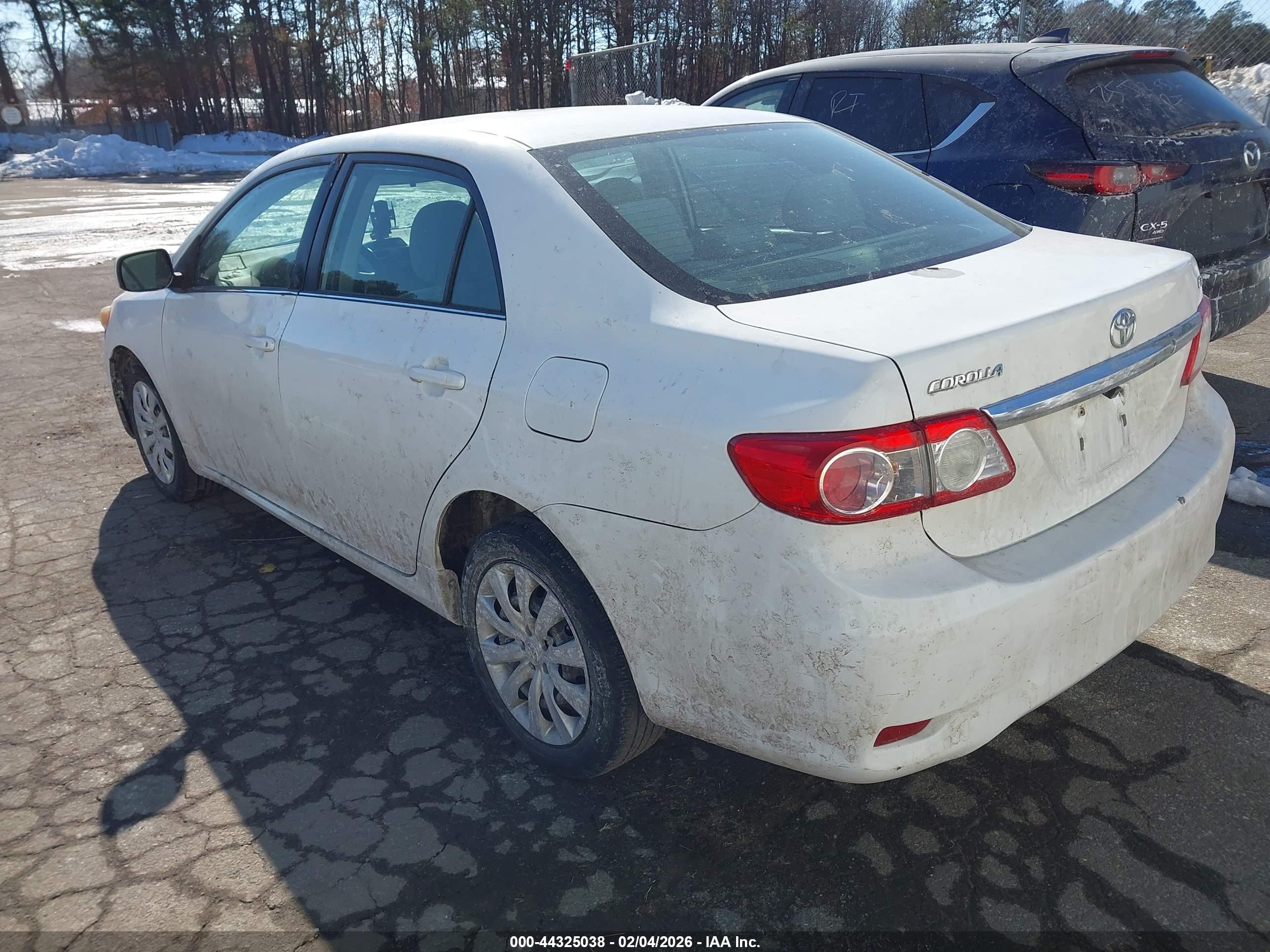 TOYOTA COROLLA image 3