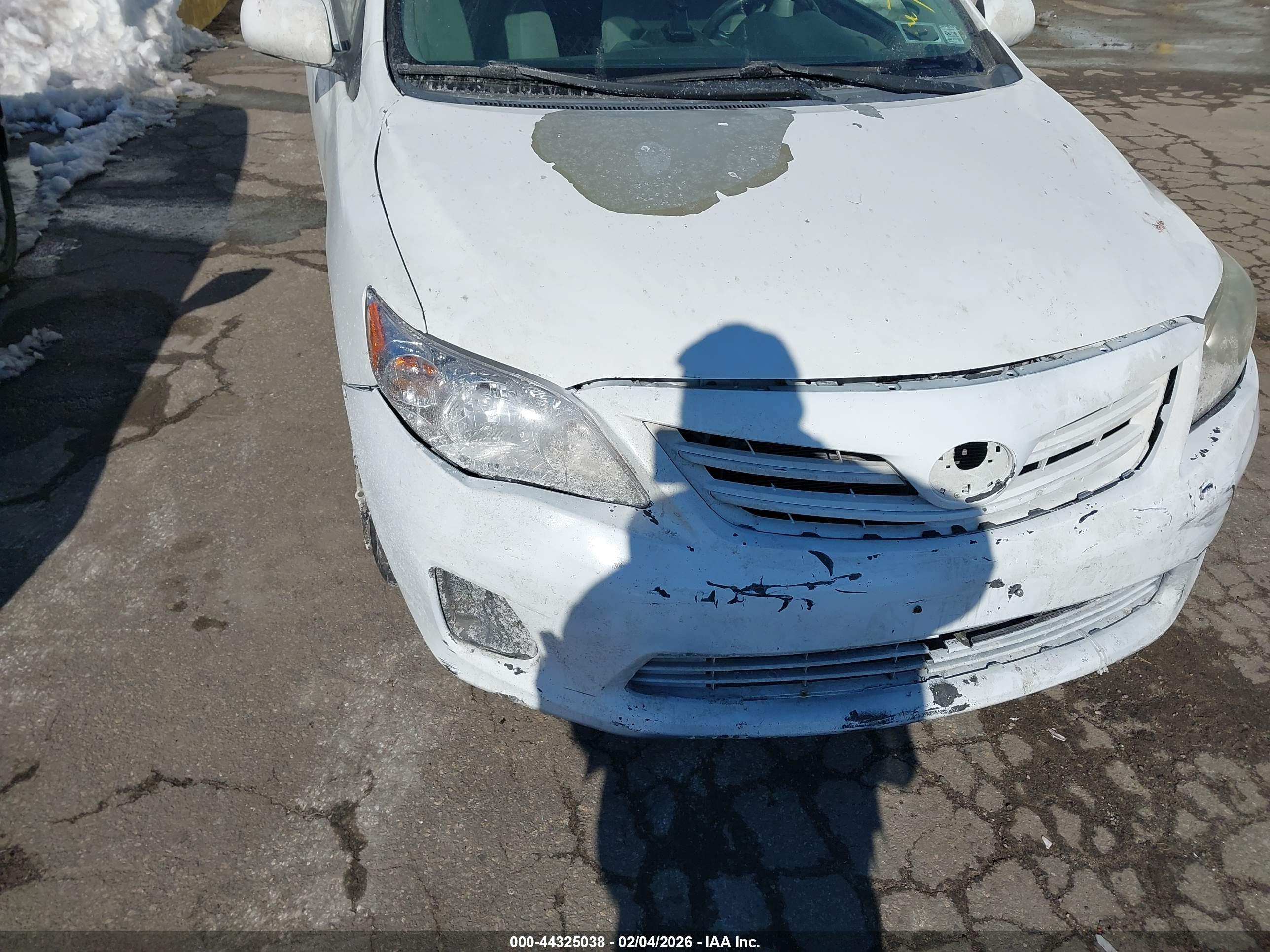 TOYOTA COROLLA image 6