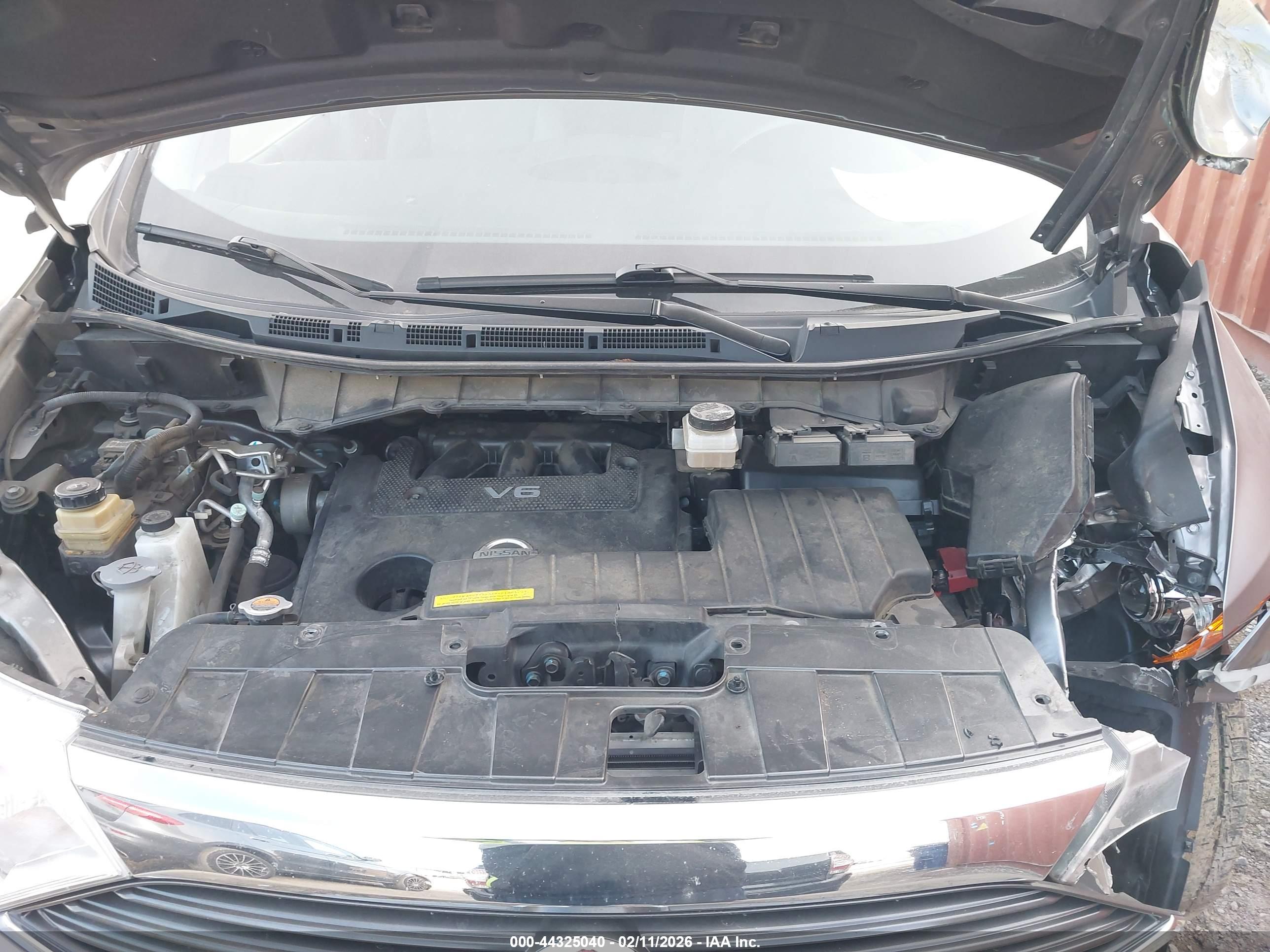 NISSAN QUEST image 10