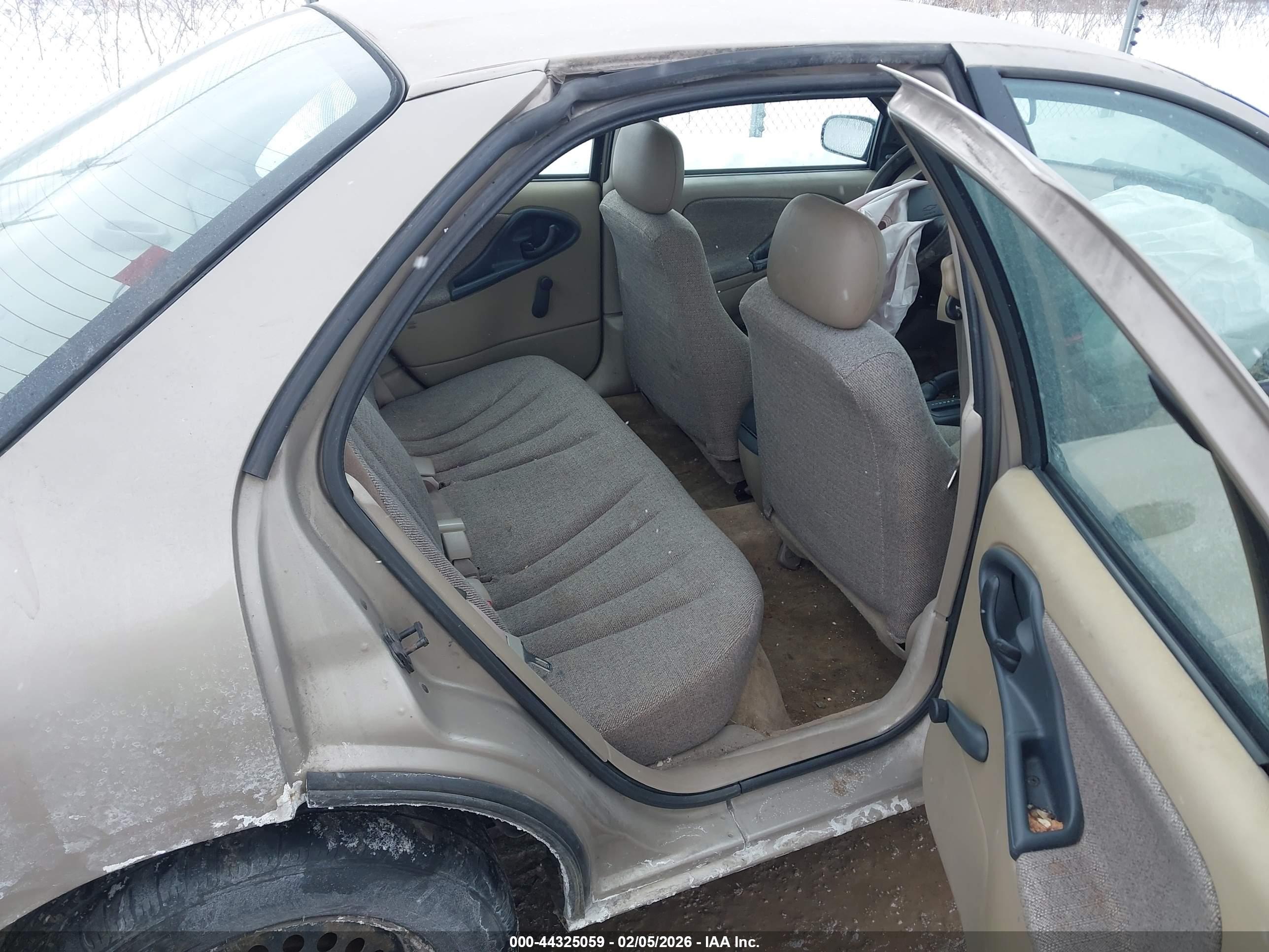 CHEVROLET CAVALIER image 8