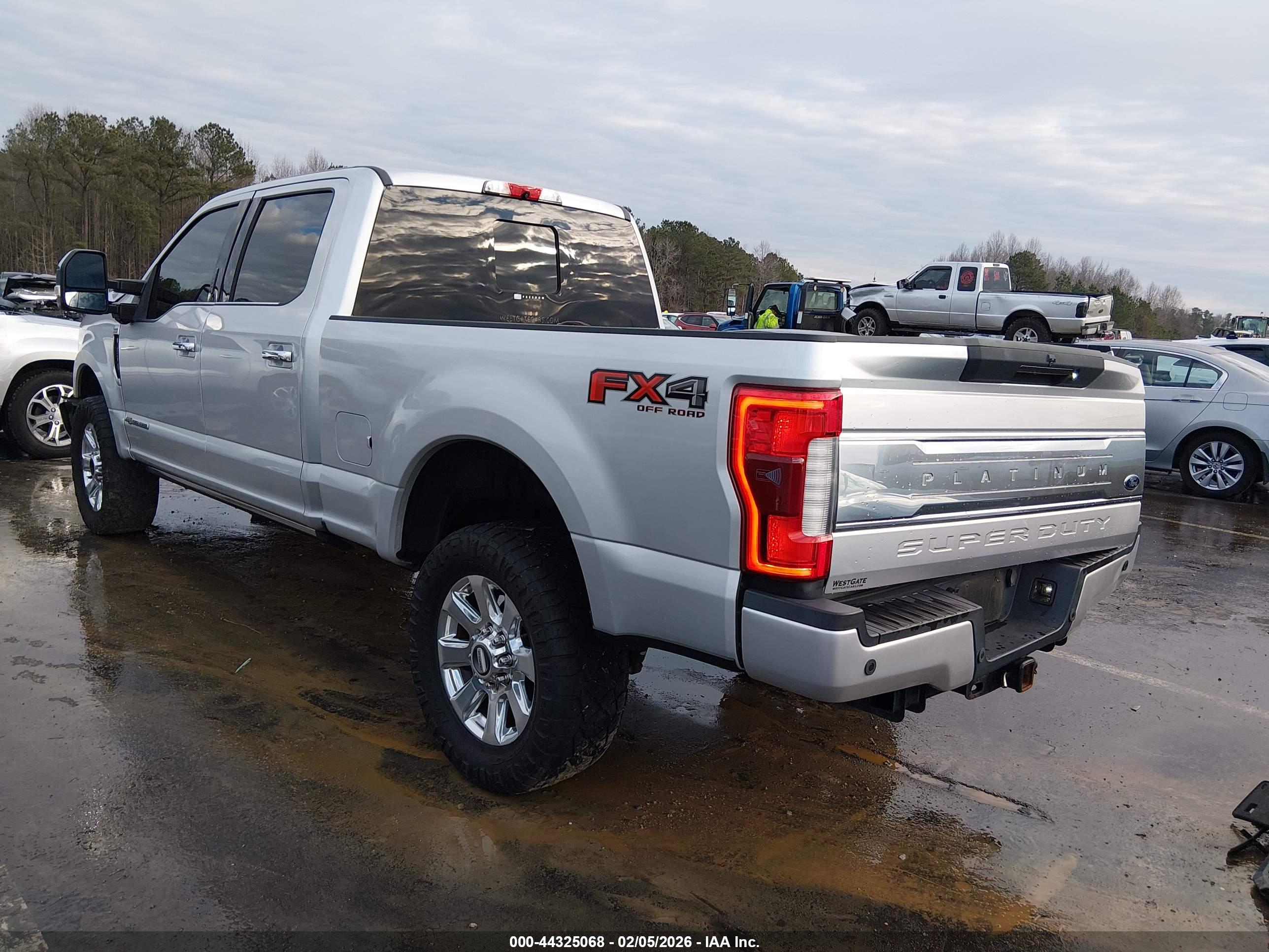 FORD F-250 image 3