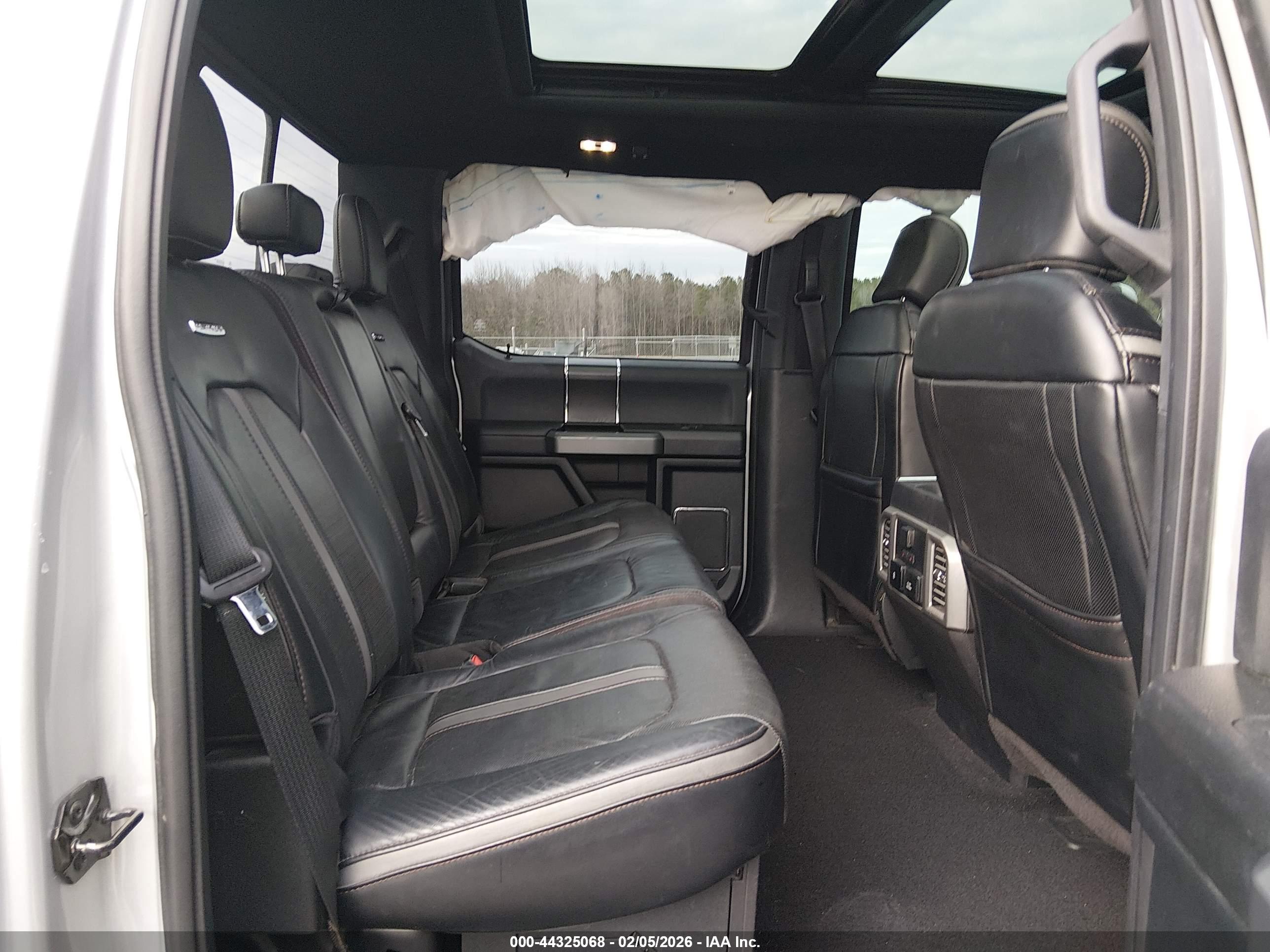 FORD F-250 image 8