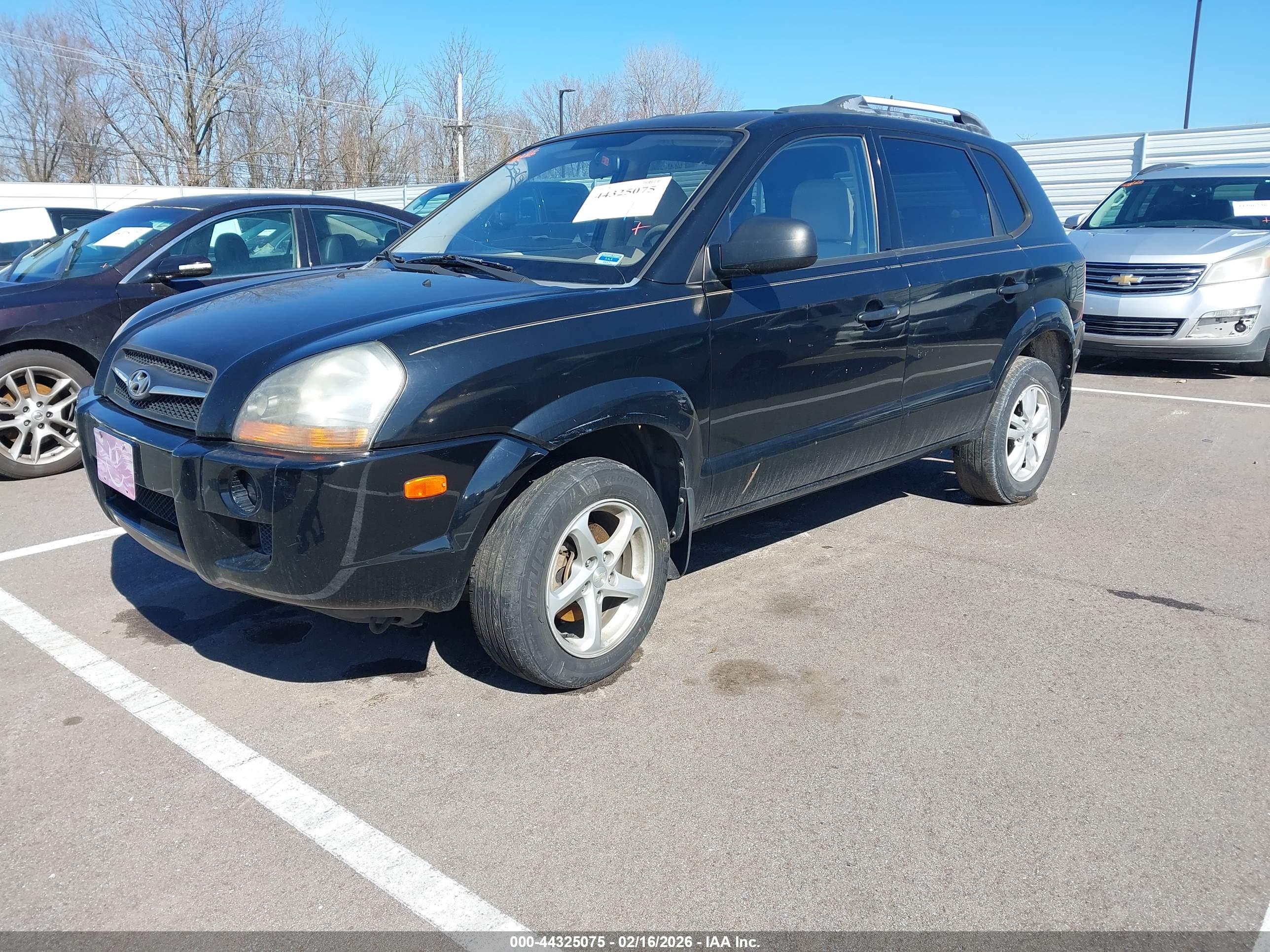 HYUNDAI TUCSON image 2