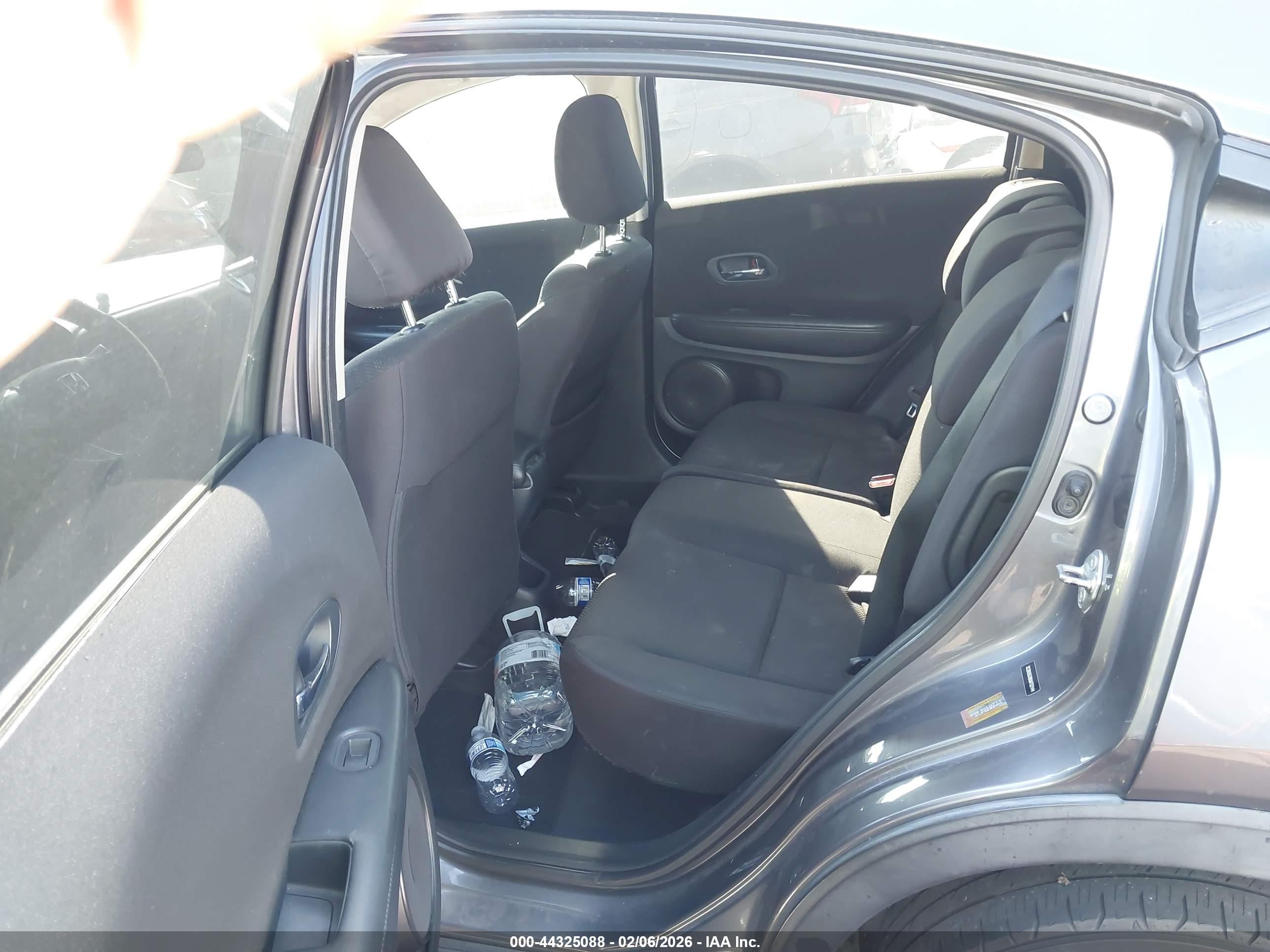 HONDA HR-V image 8