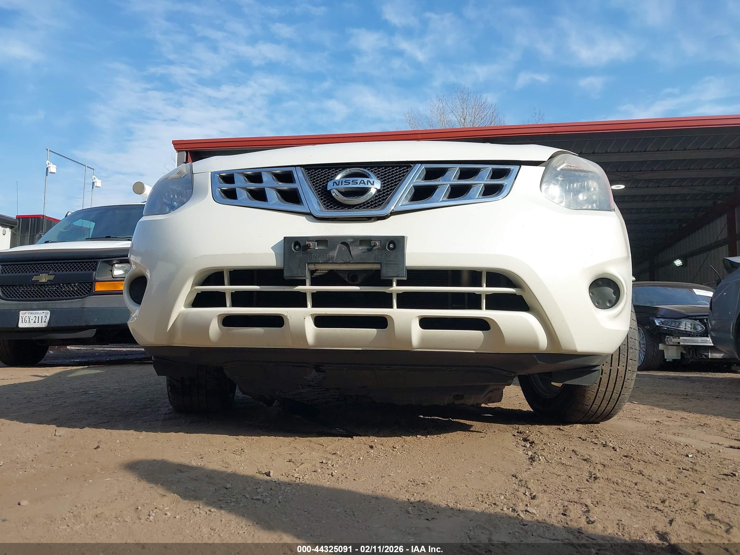 NISSAN ROGUE image 6