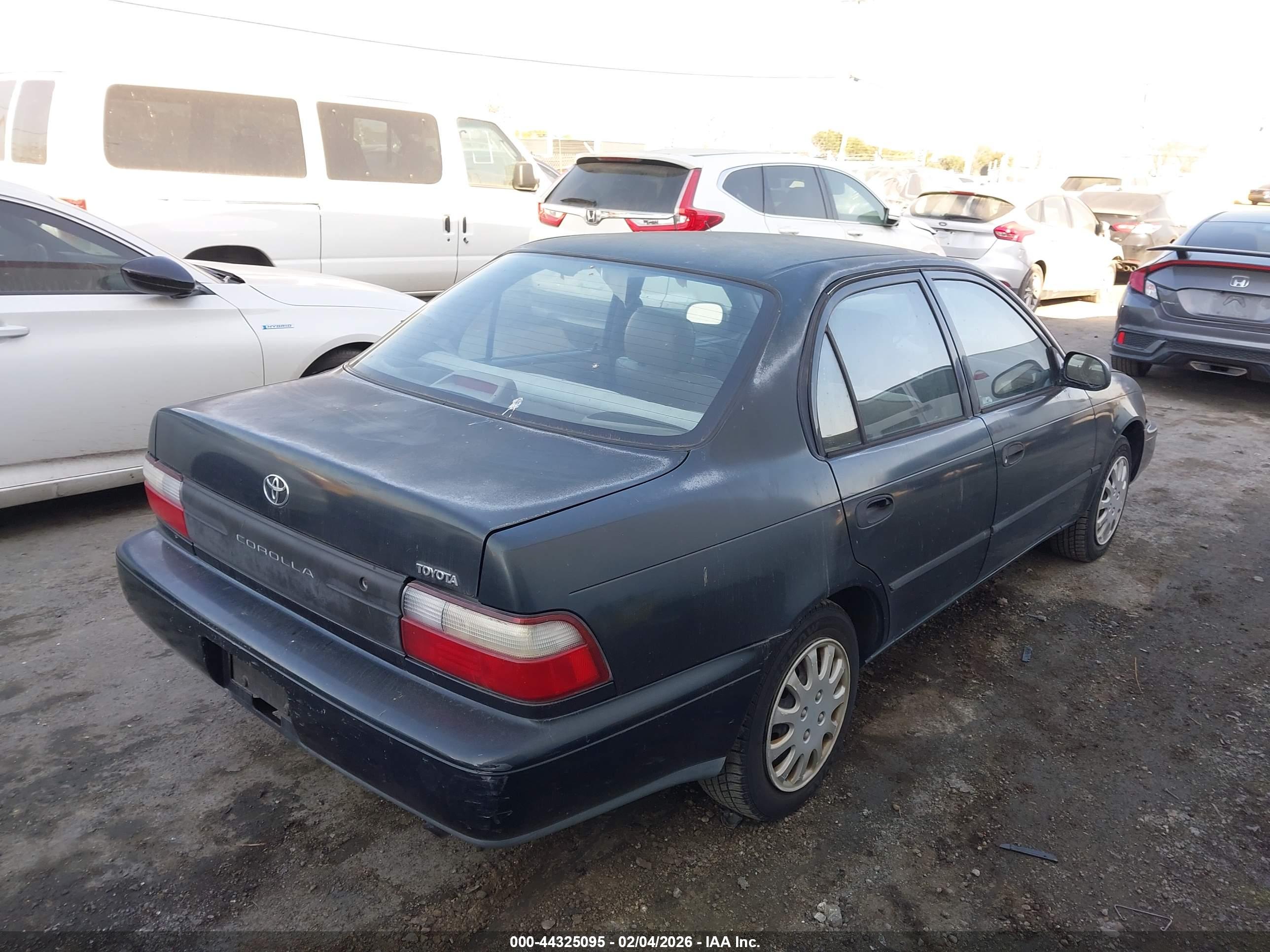 TOYOTA COROLLA image 4