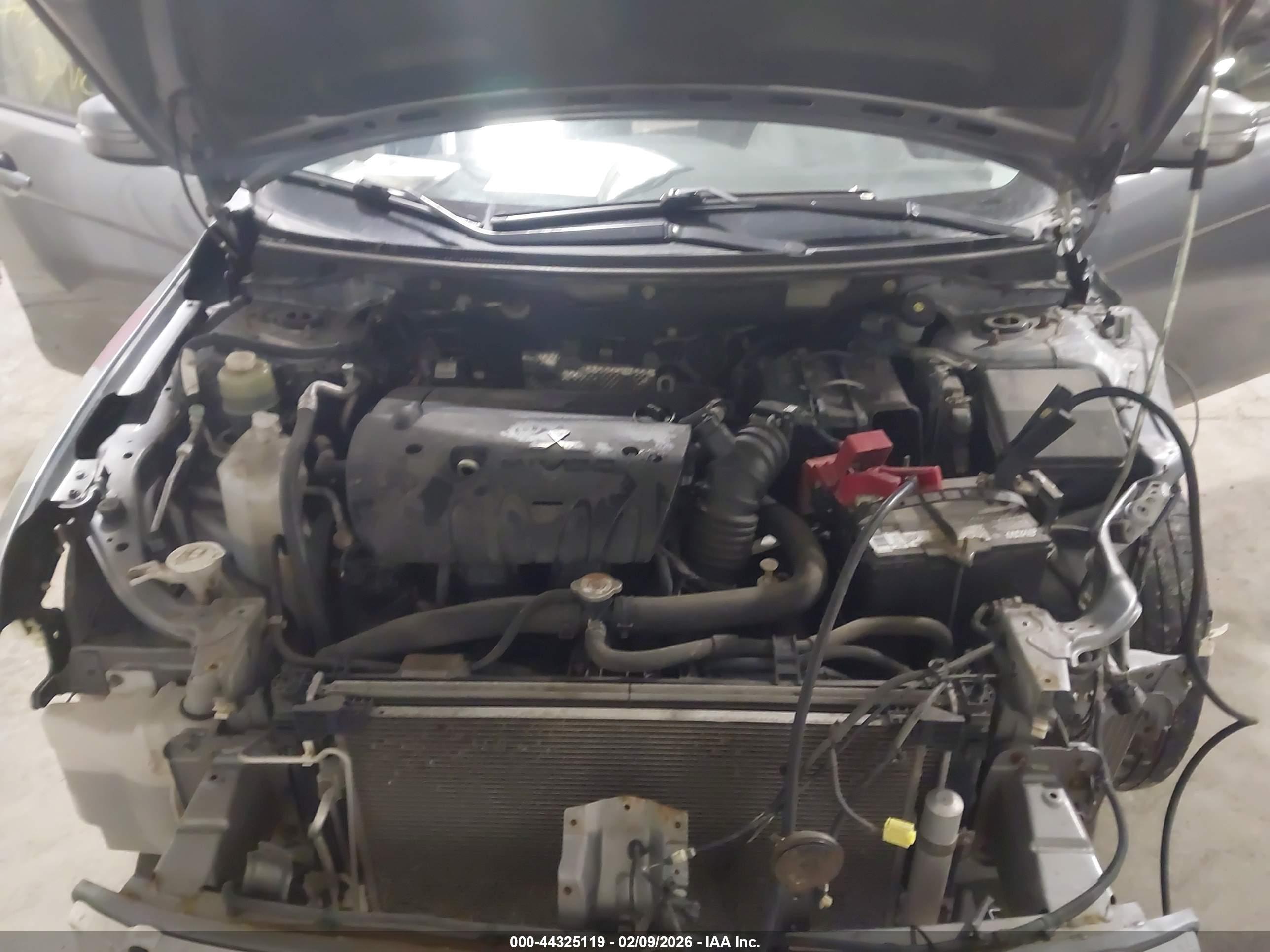 MITSUBISHI LANCER image 10