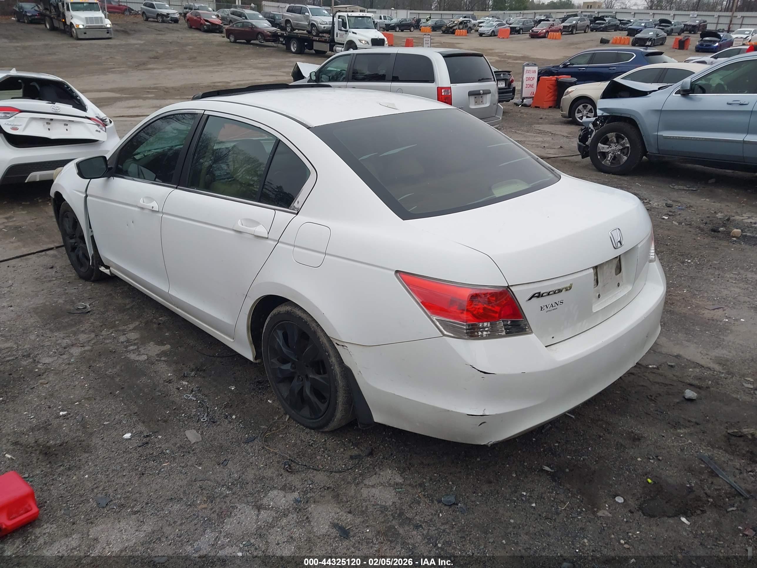 HONDA ACCORD image 3