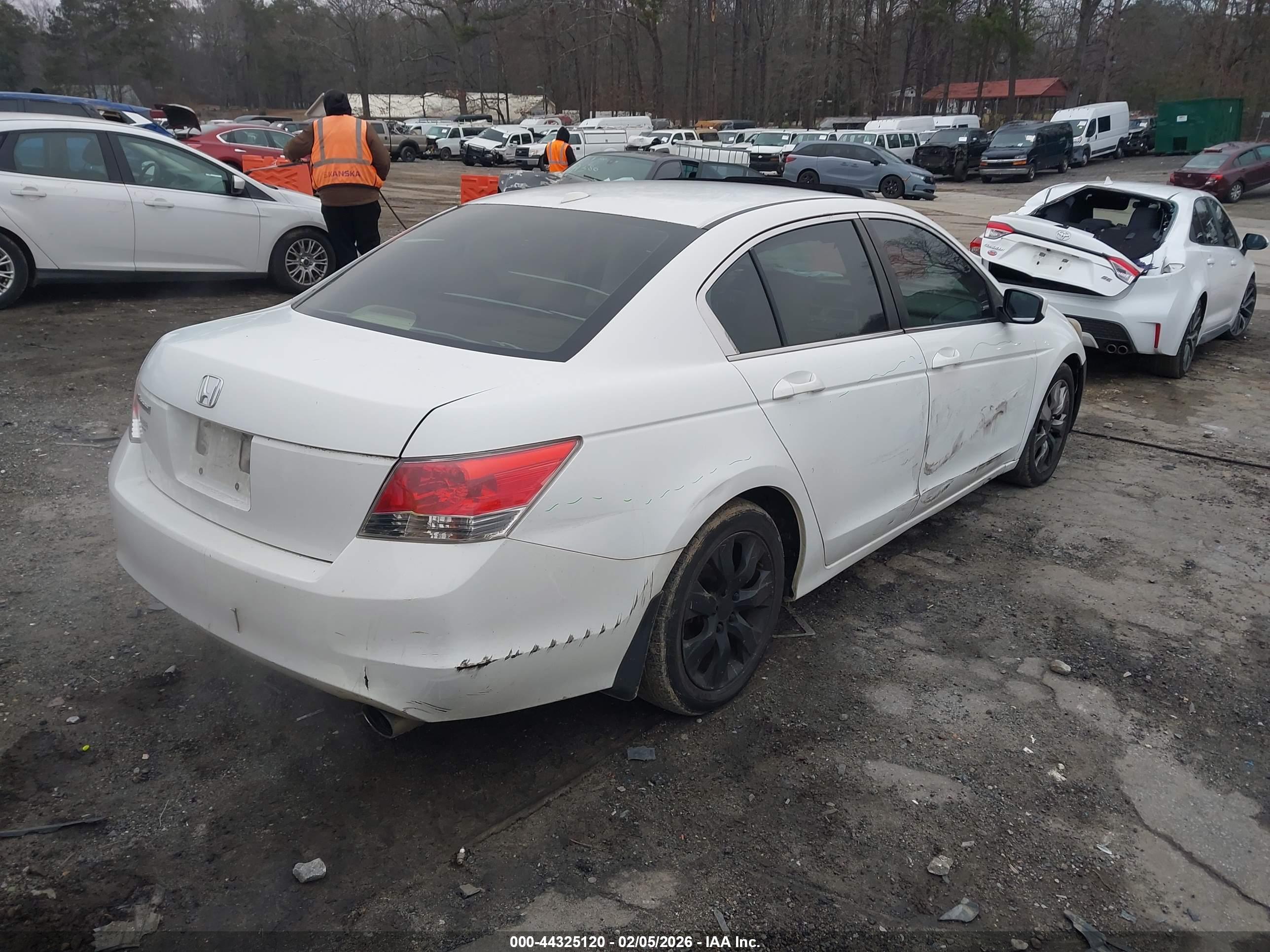 HONDA ACCORD image 4