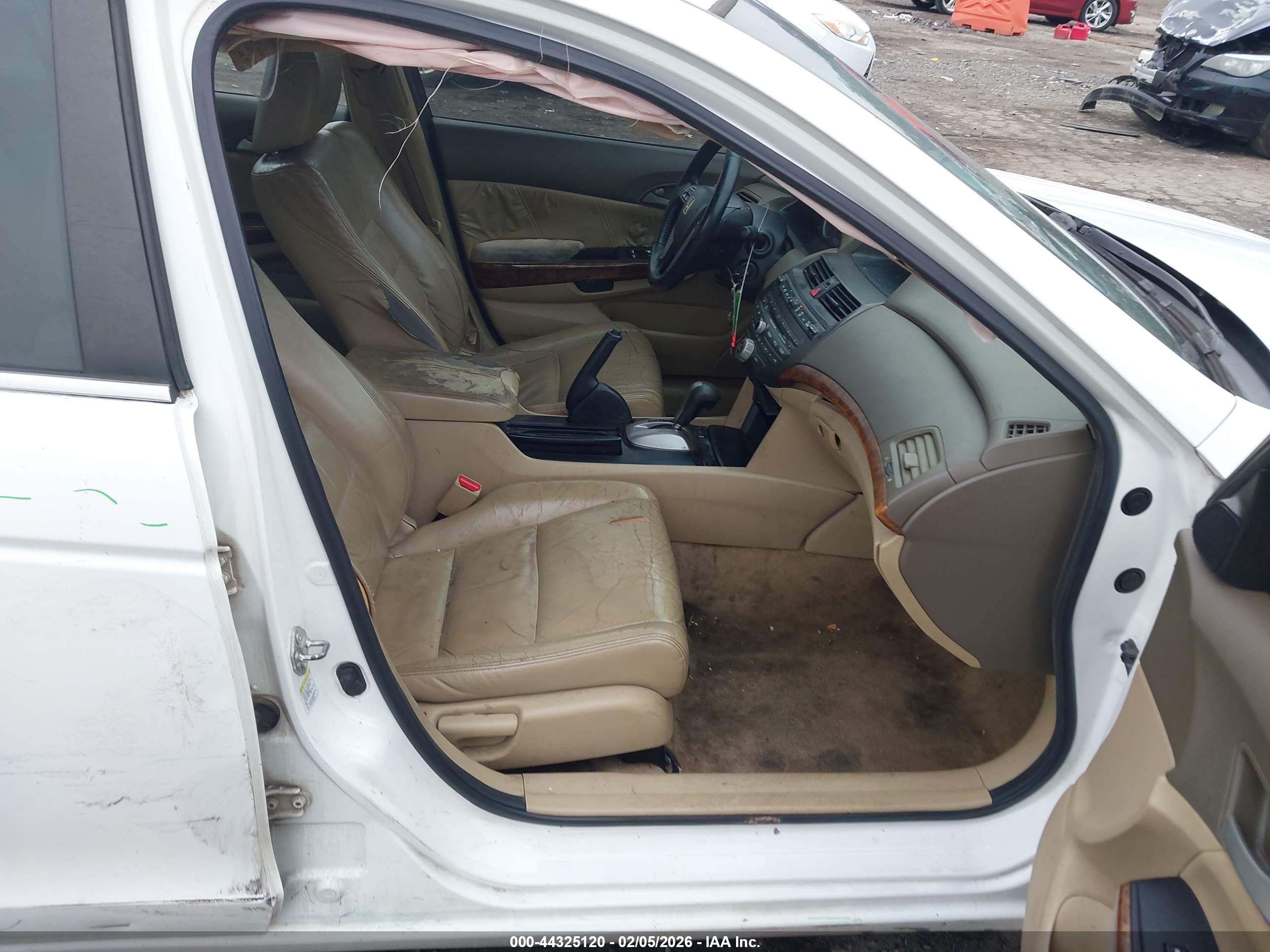 HONDA ACCORD image 5