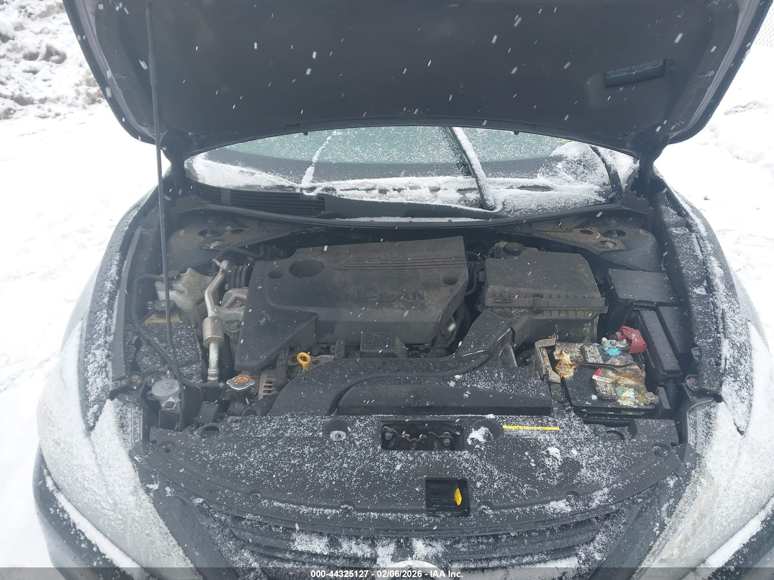 NISSAN ALTIMA image 10