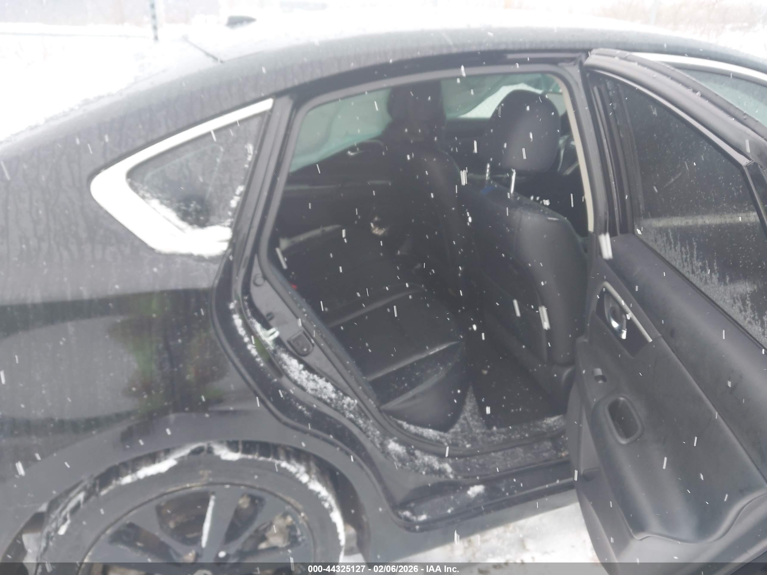 NISSAN ALTIMA image 8