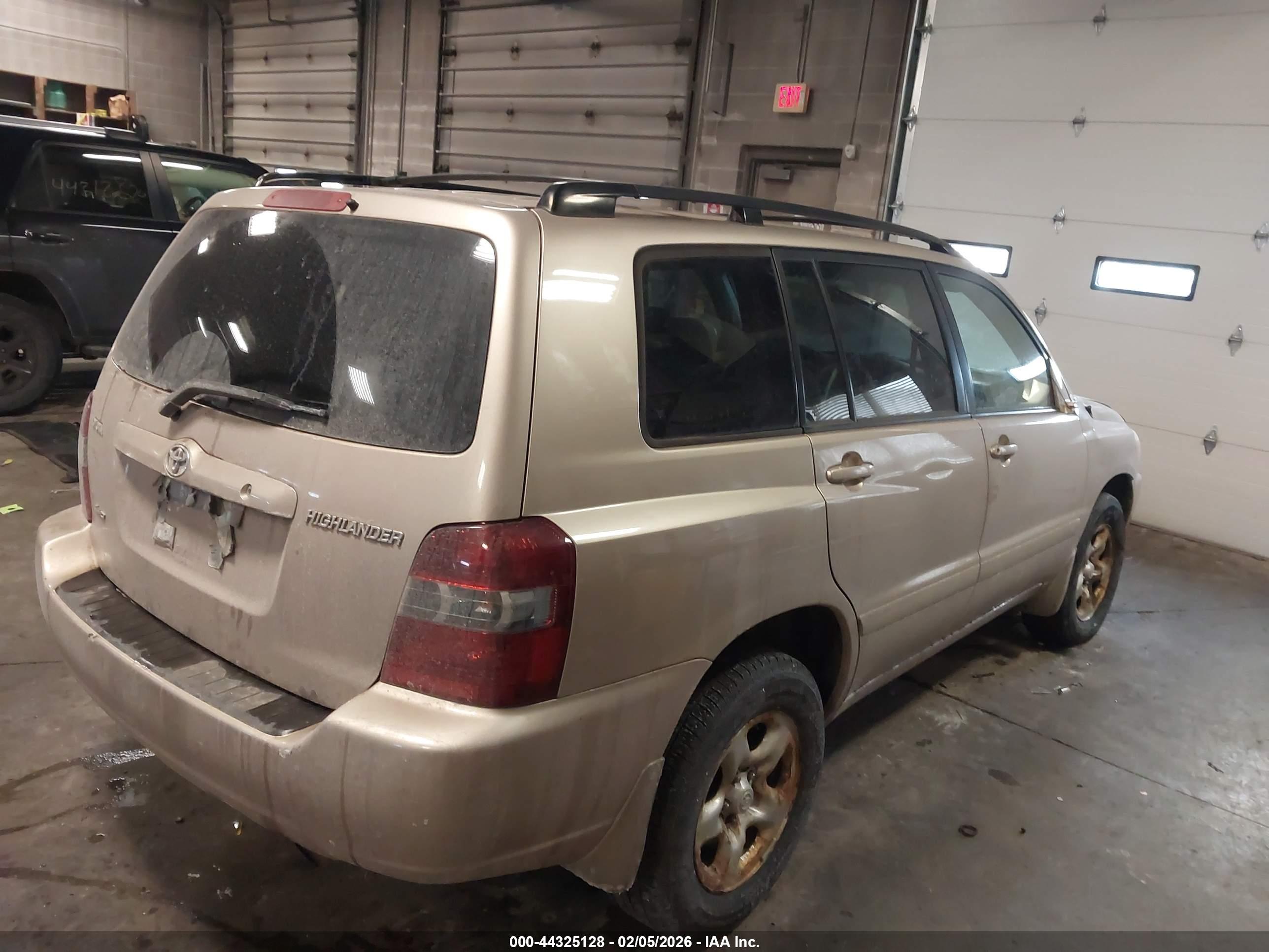 TOYOTA HIGHLANDER image 4