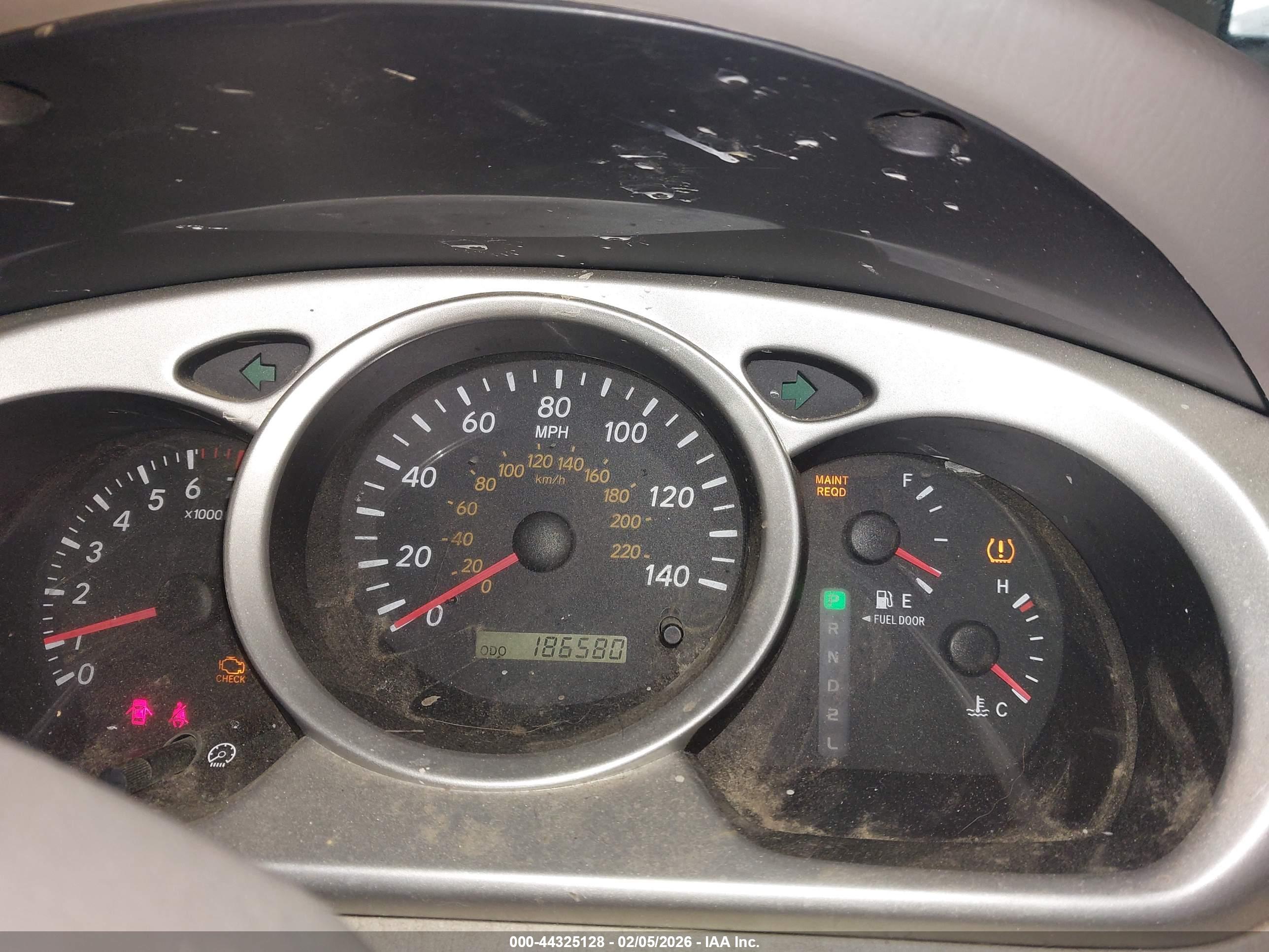 TOYOTA HIGHLANDER image 7
