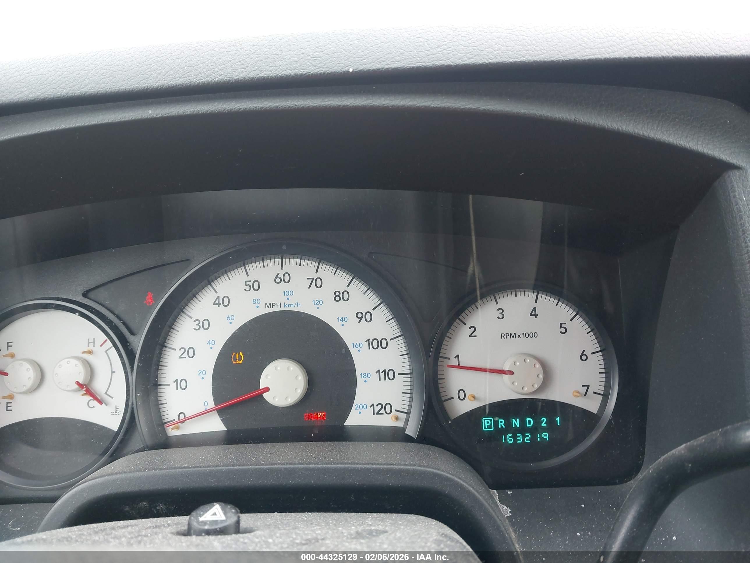 DODGE DAKOTA image 7