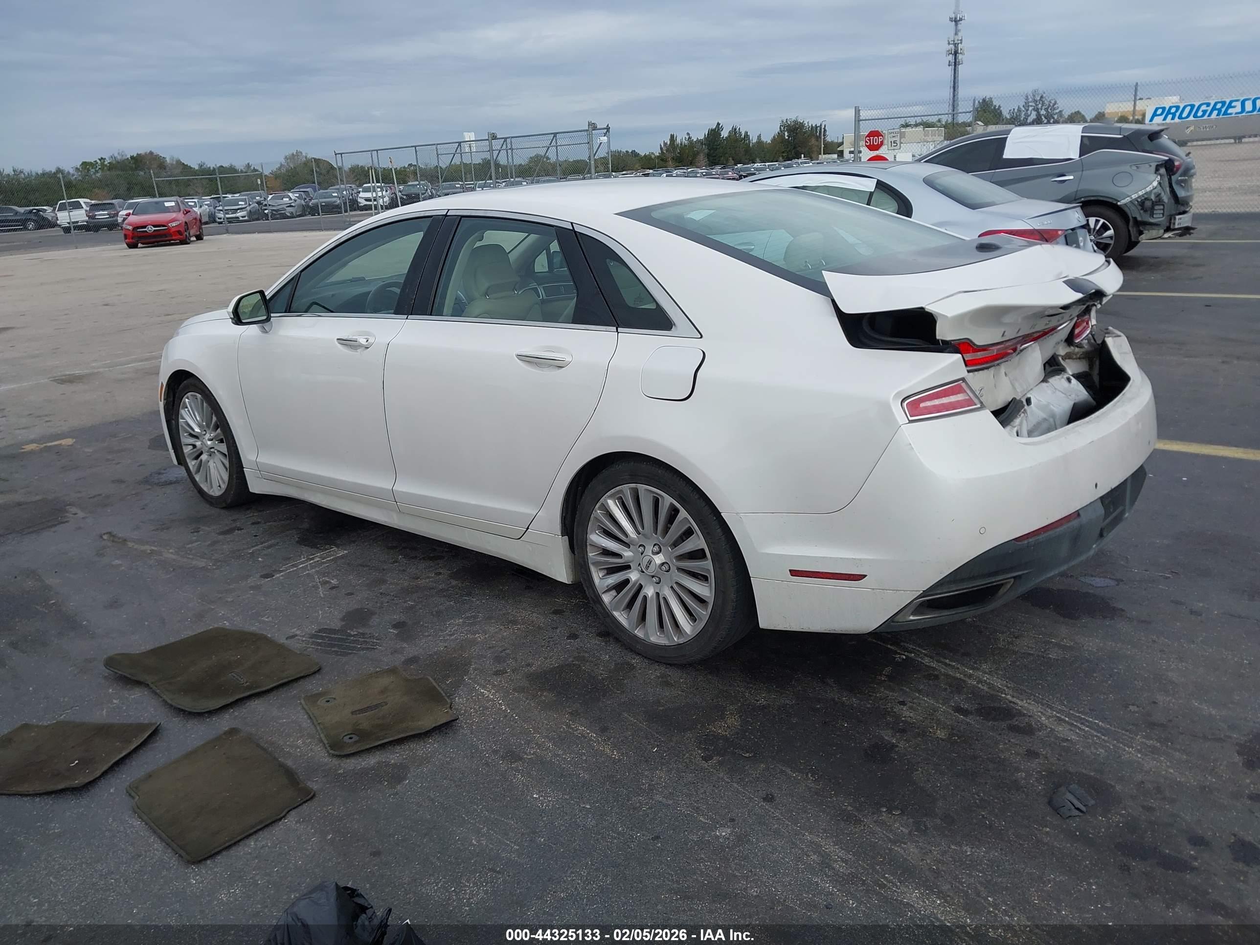 LINCOLN MKZ image 3