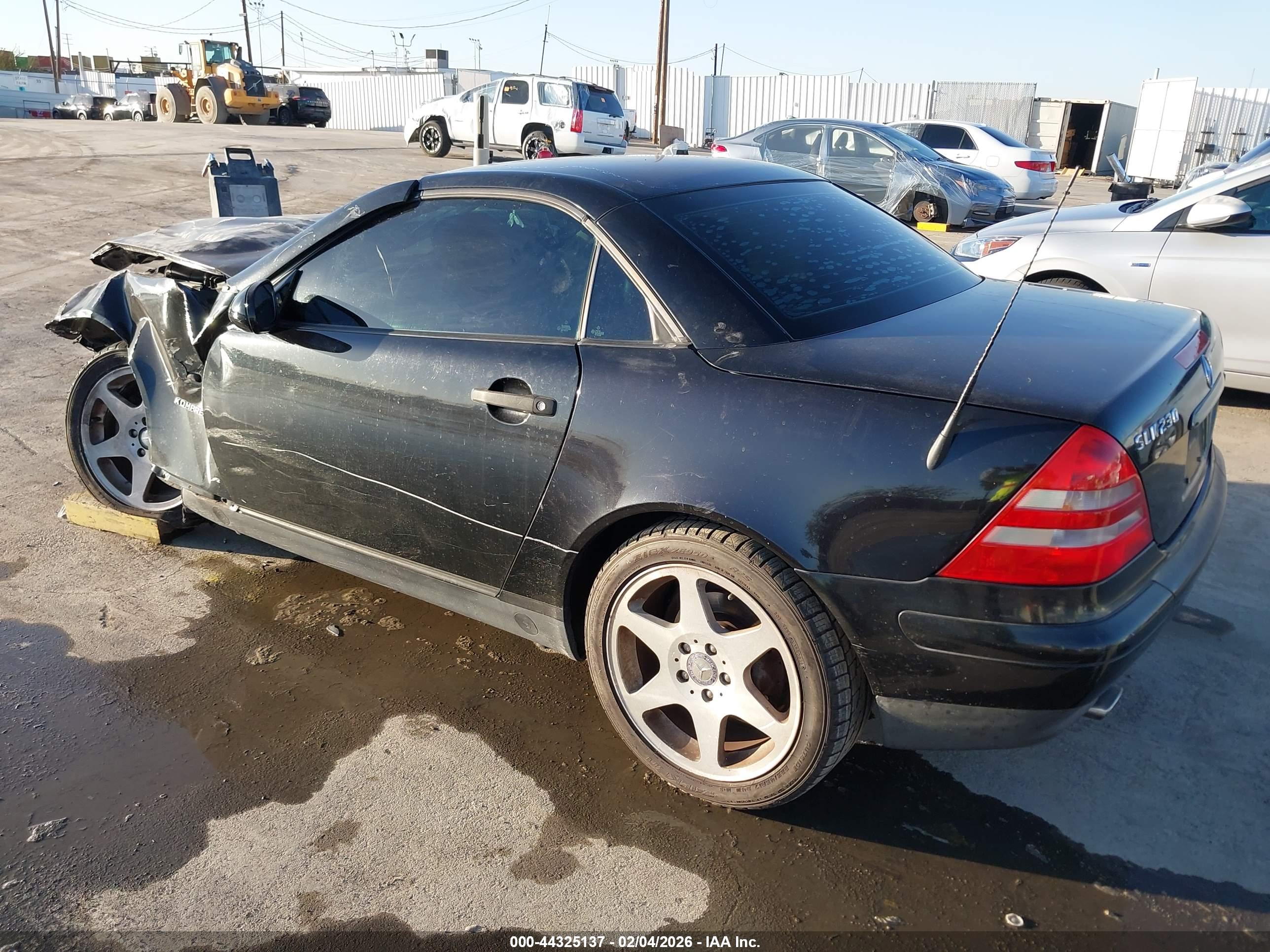 MERCEDES-BENZ SLK image 3