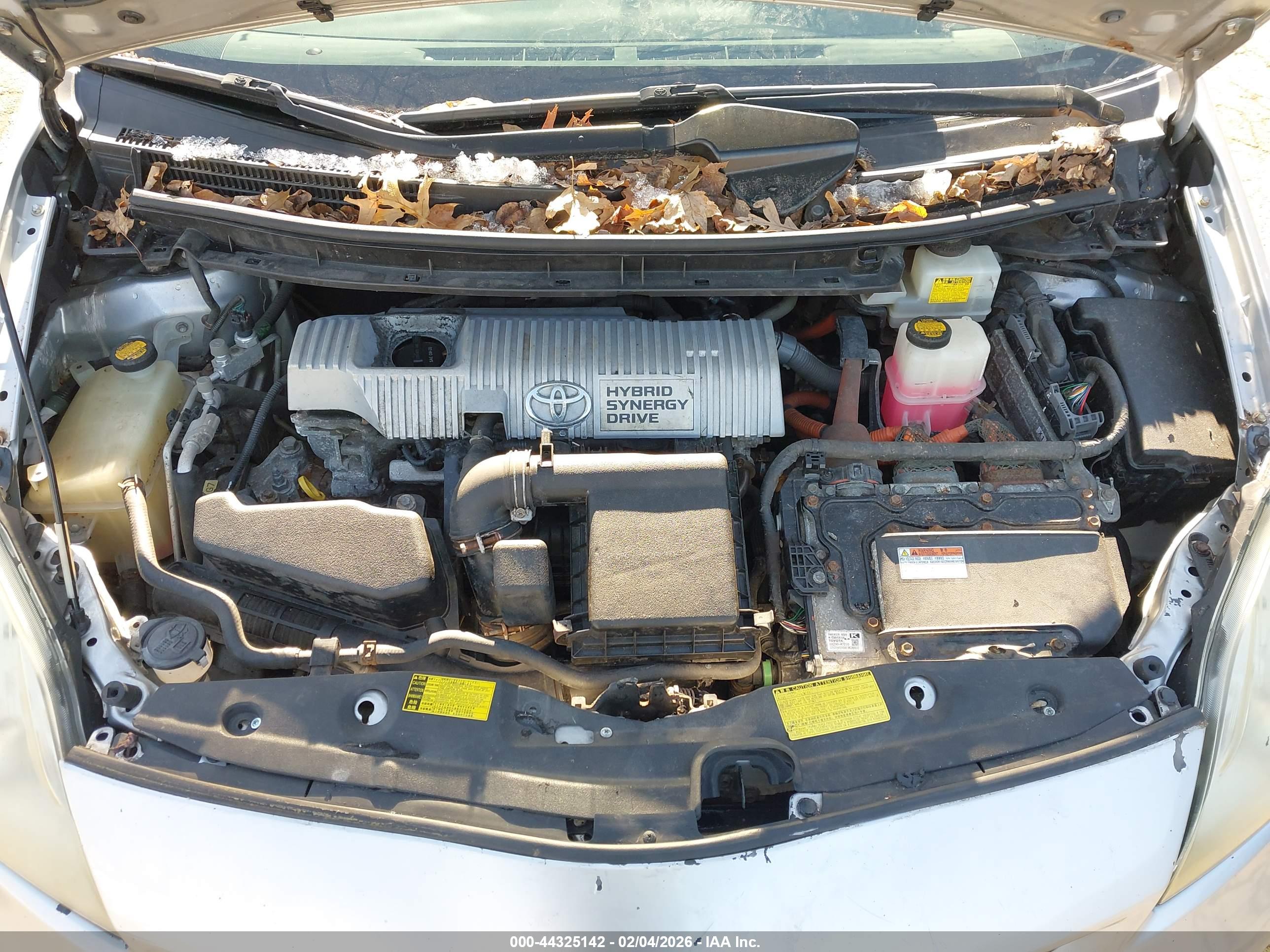 TOYOTA PRIUS image 10