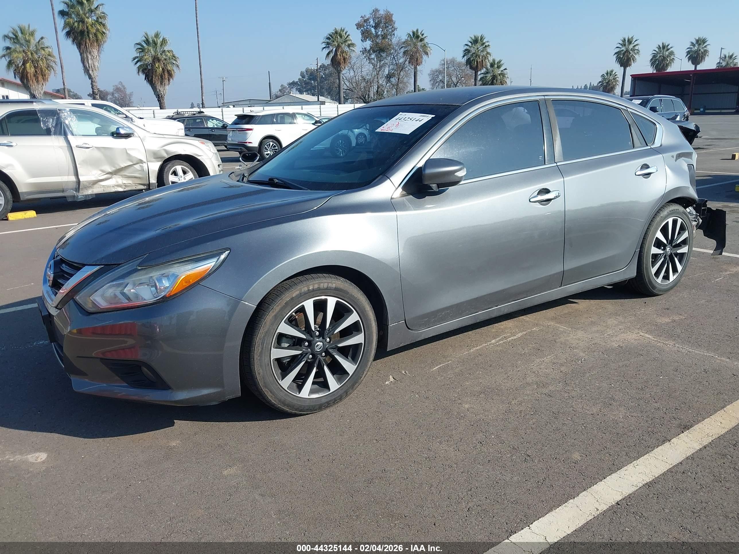 NISSAN ALTIMA image 2