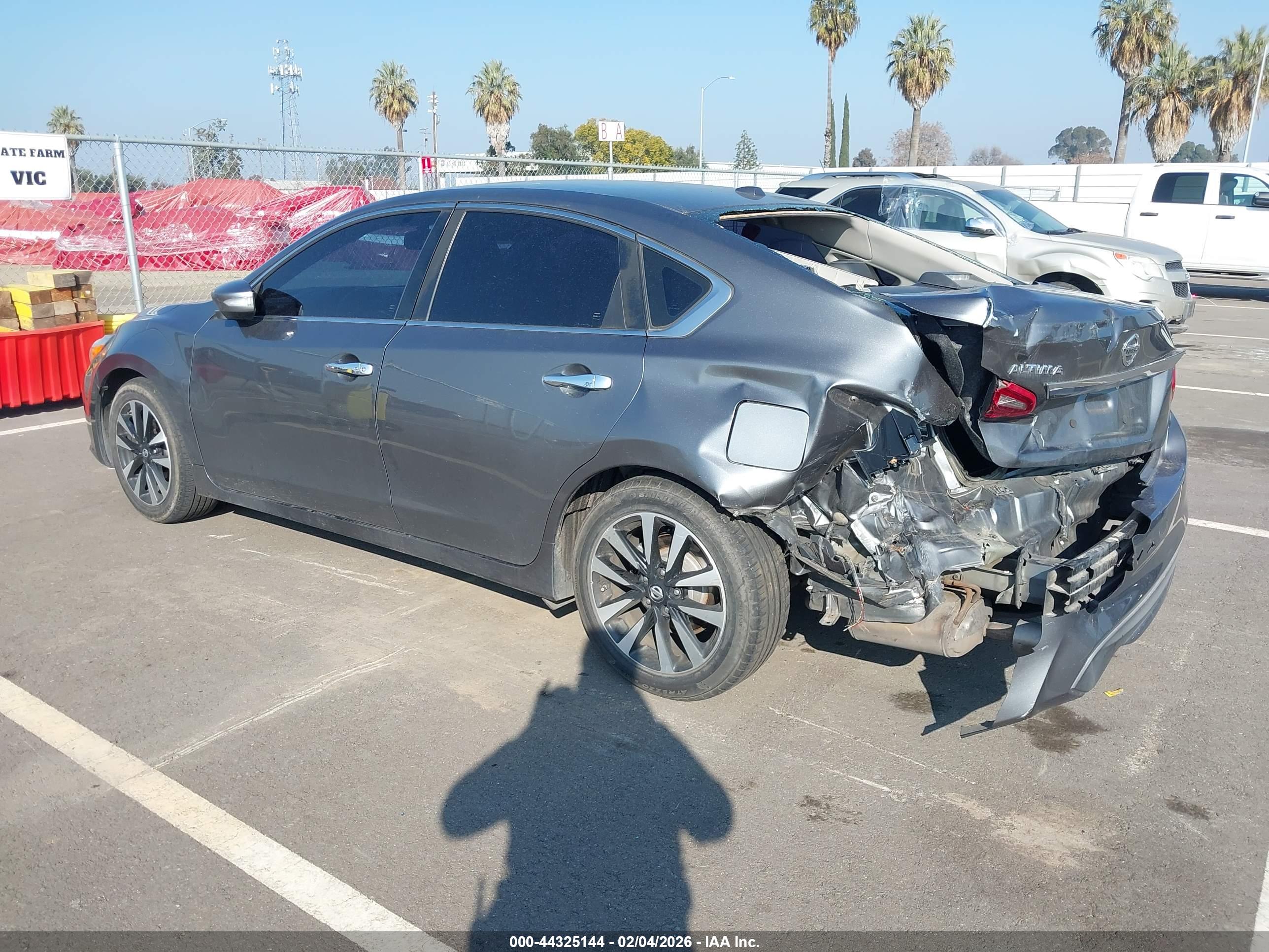 NISSAN ALTIMA image 3