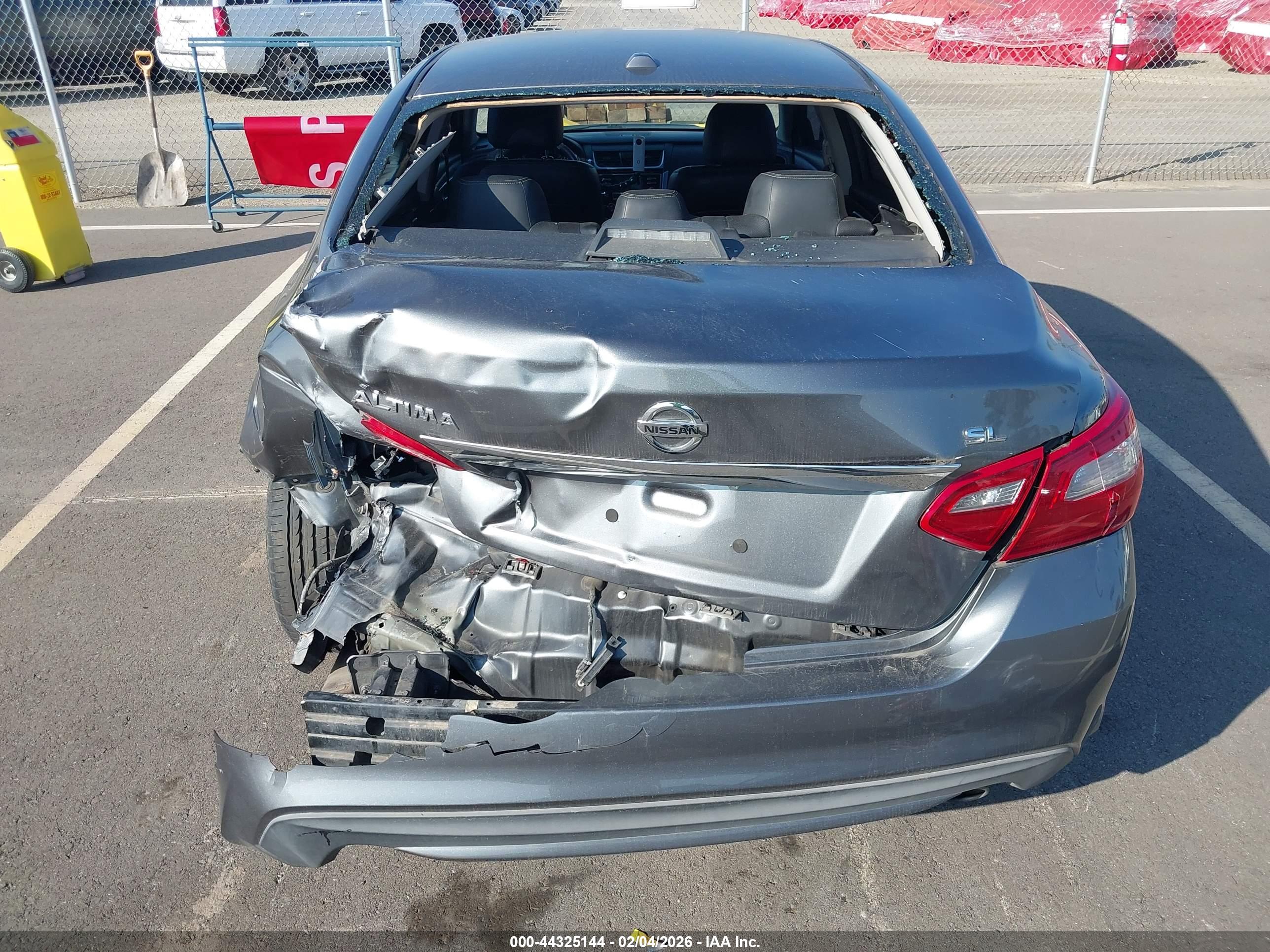 NISSAN ALTIMA image 6