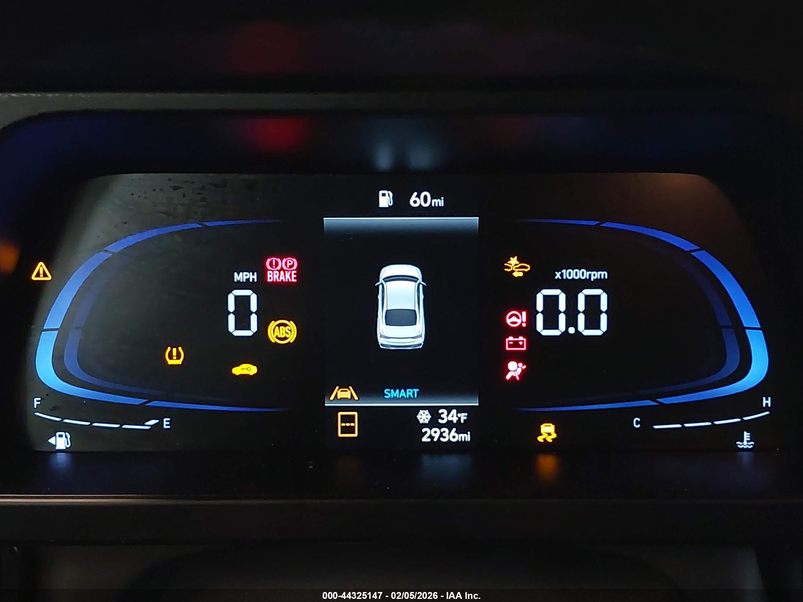 HYUNDAI ELANTRA image 7