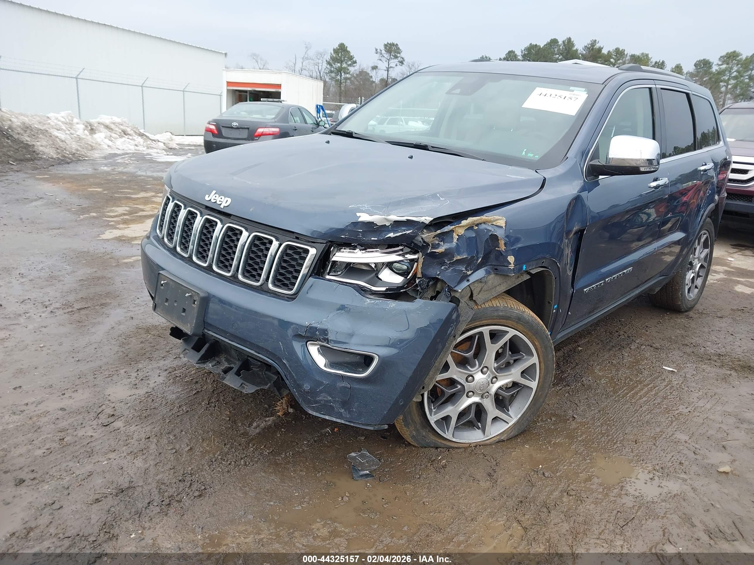 JEEP GRAND image 2