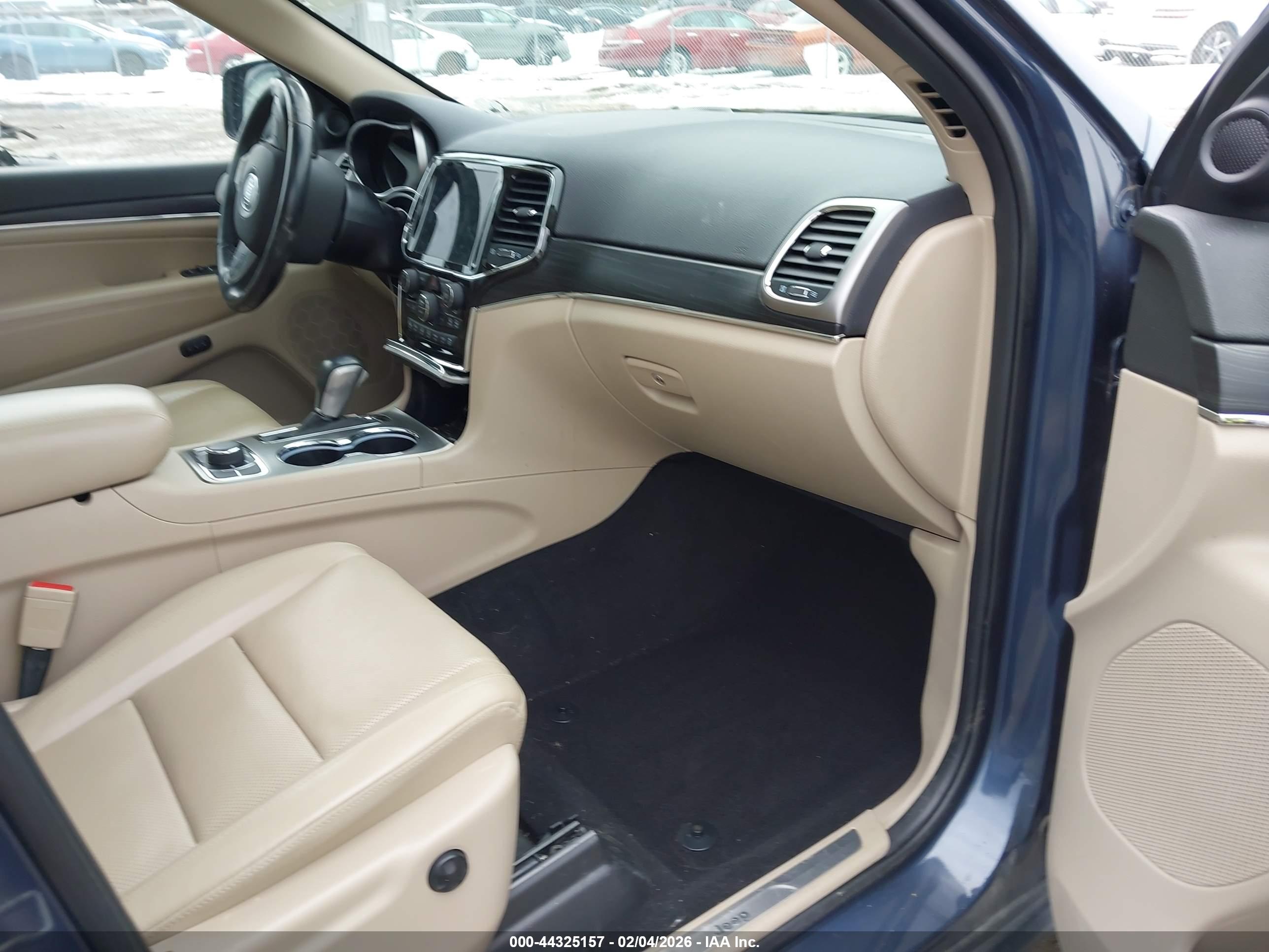 JEEP GRAND image 5