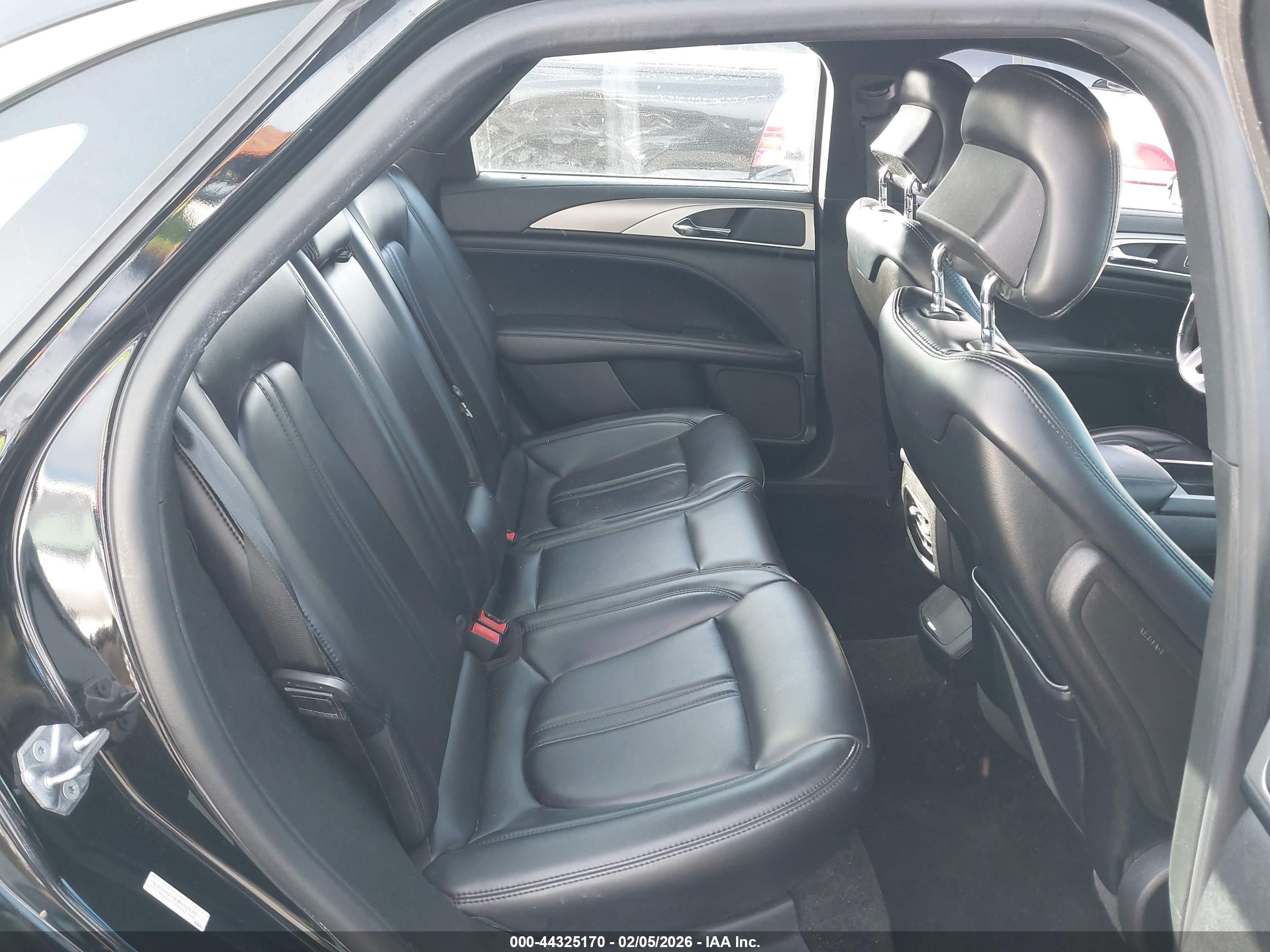LINCOLN MKZ image 8