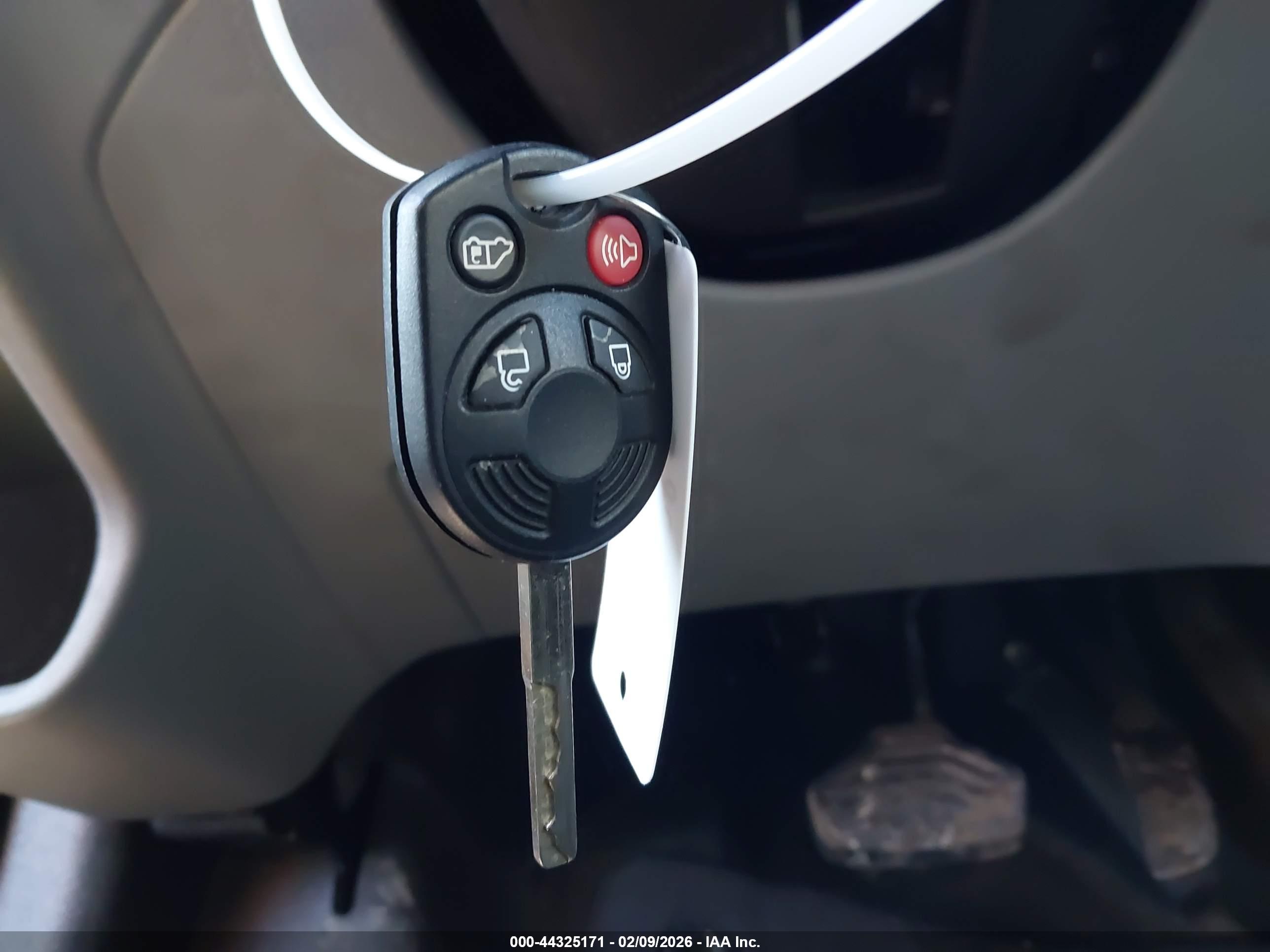 FORD TRANSIT-350 image 11