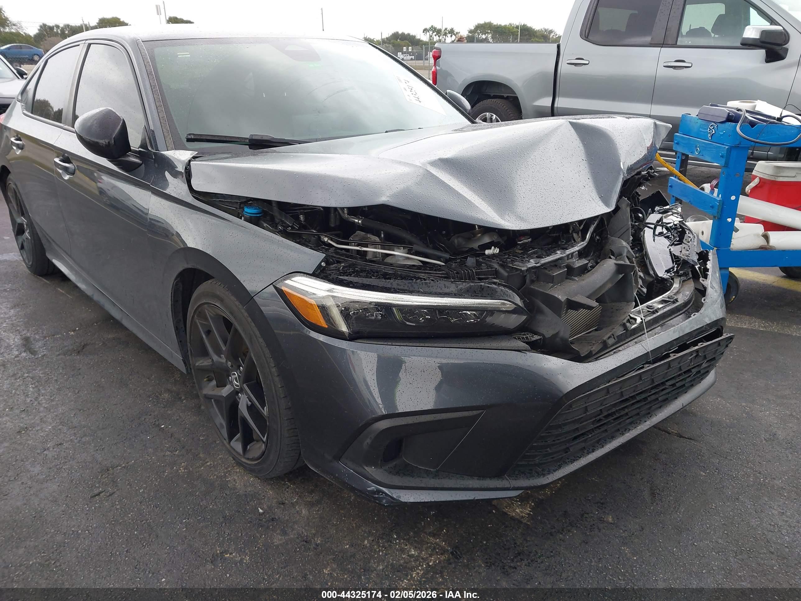 HONDA CIVIC image 6