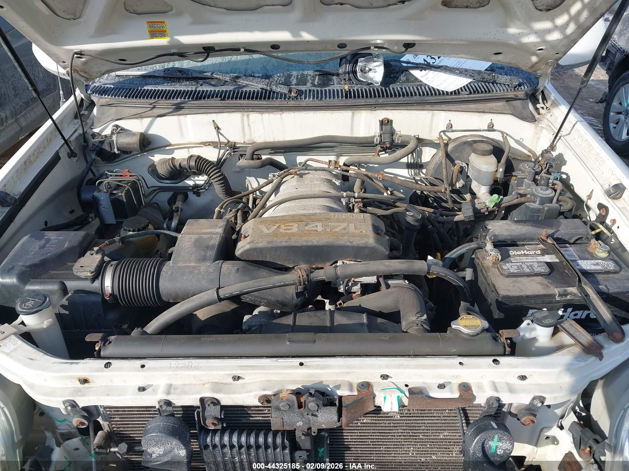TOYOTA TUNDRA image 10