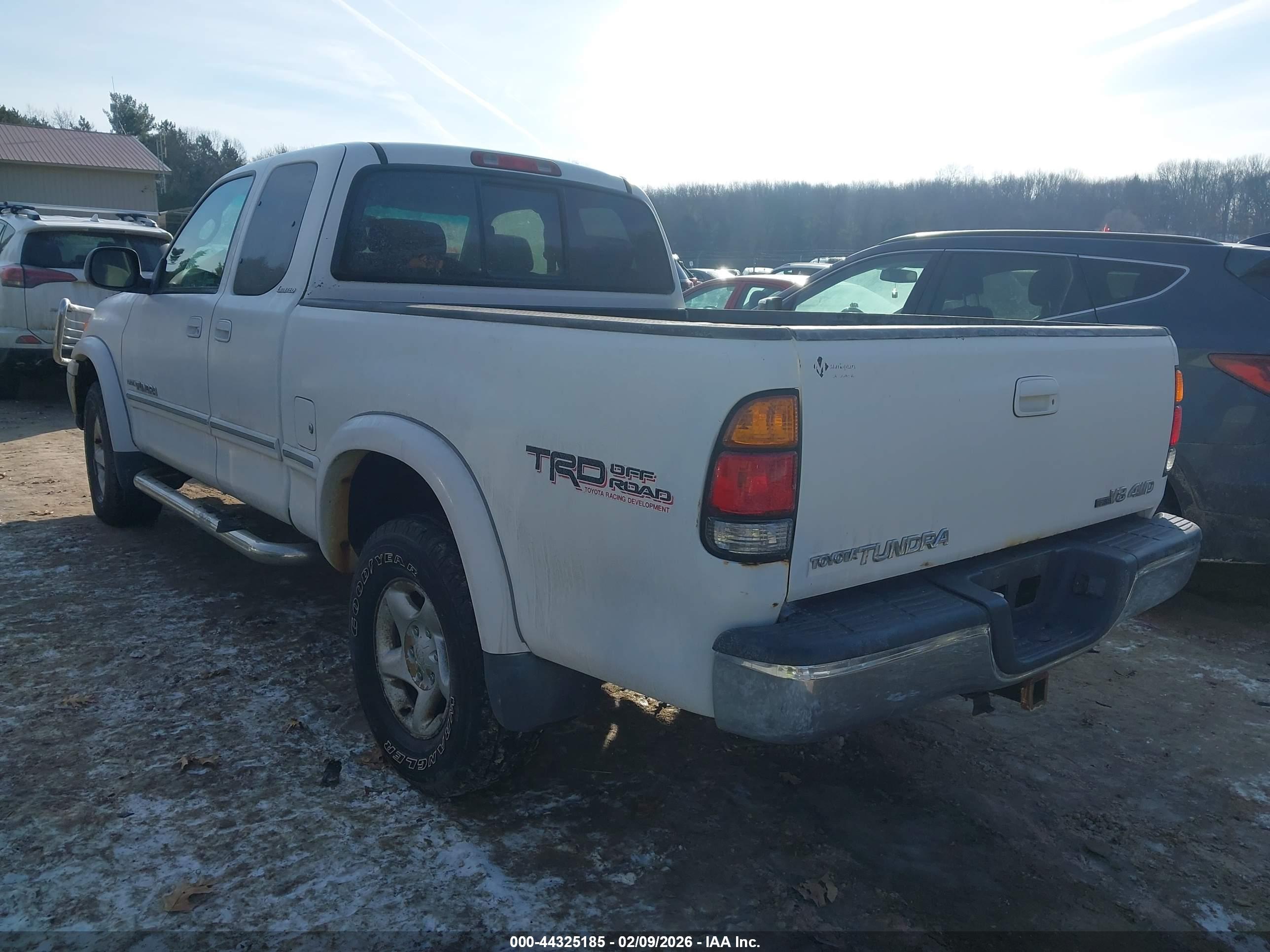 TOYOTA TUNDRA image 3