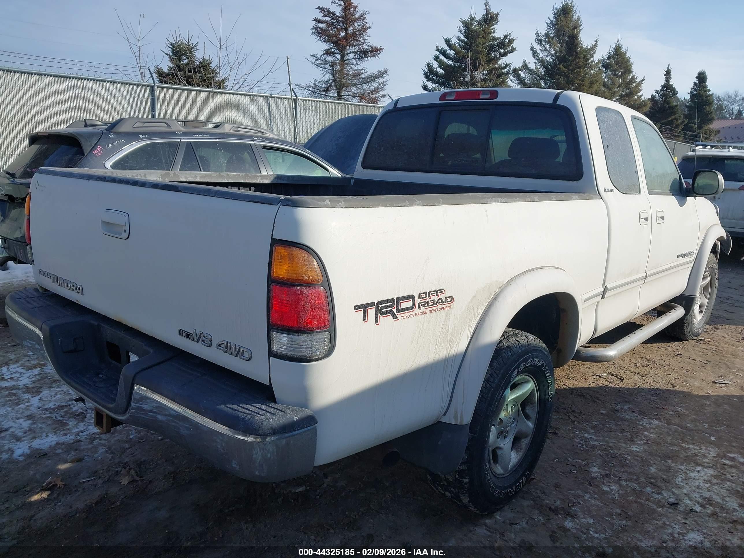TOYOTA TUNDRA image 4