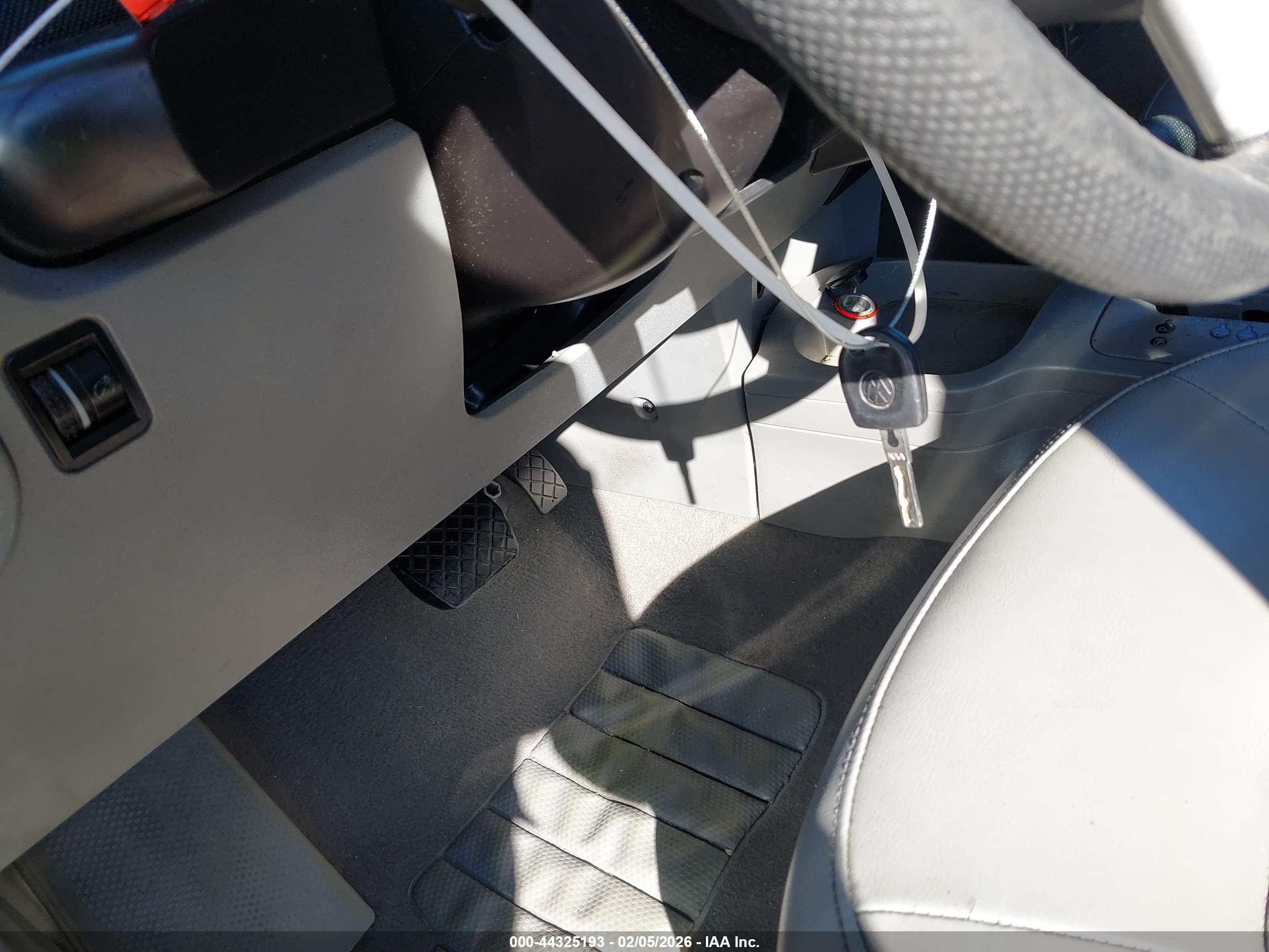 VOLKSWAGEN NEW image 11