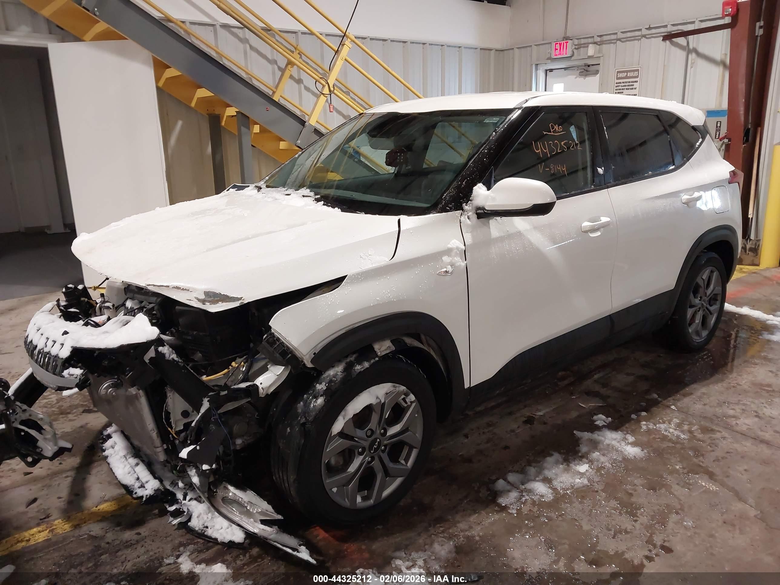 KIA SELTOS image 2