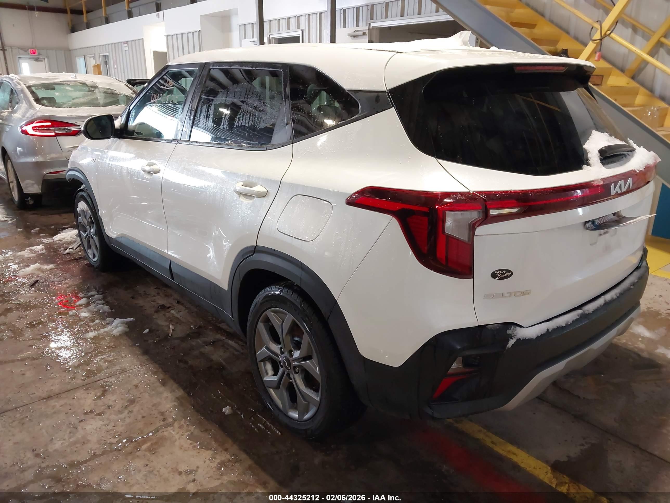 KIA SELTOS image 3